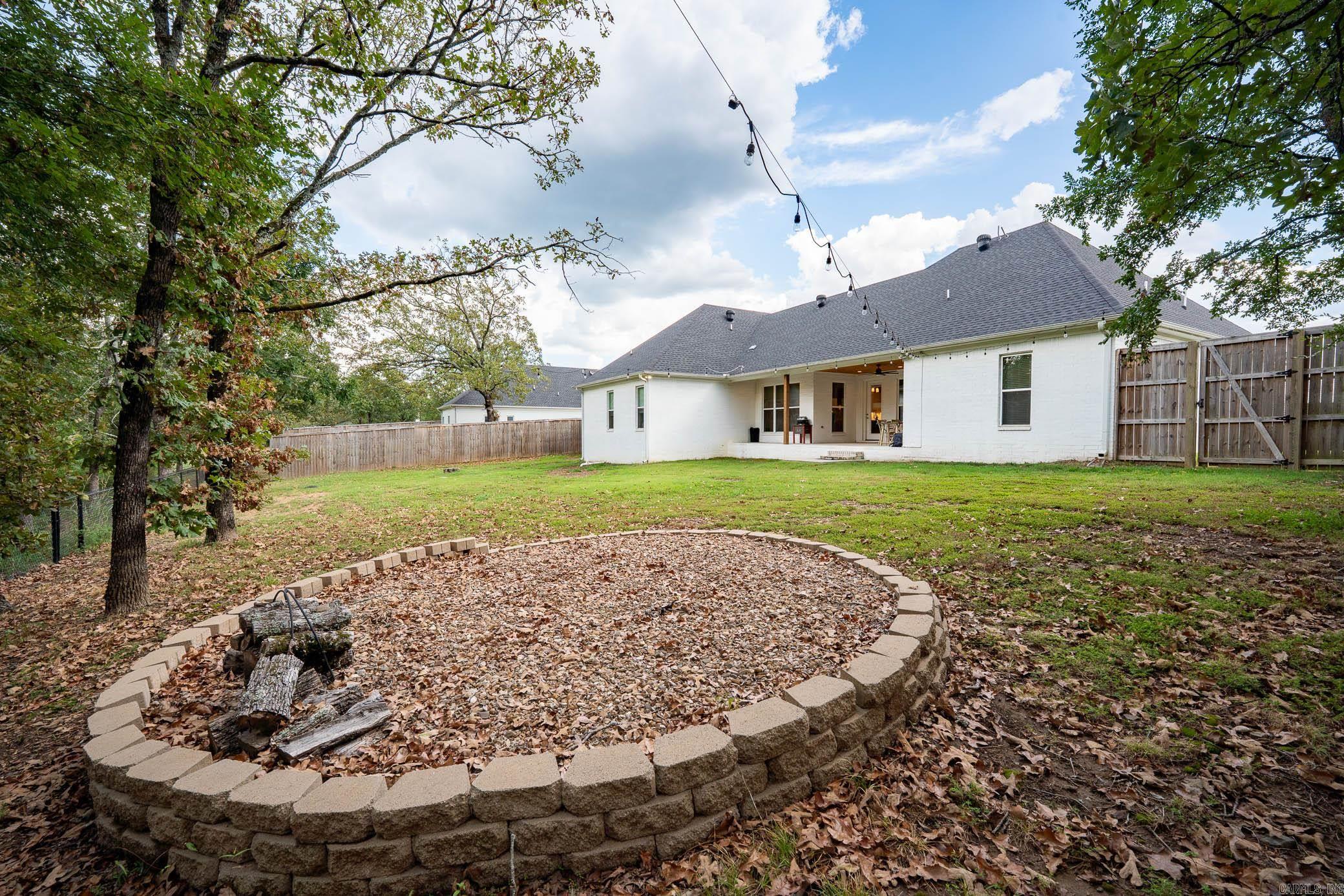 220 E Grandview Heights Drive