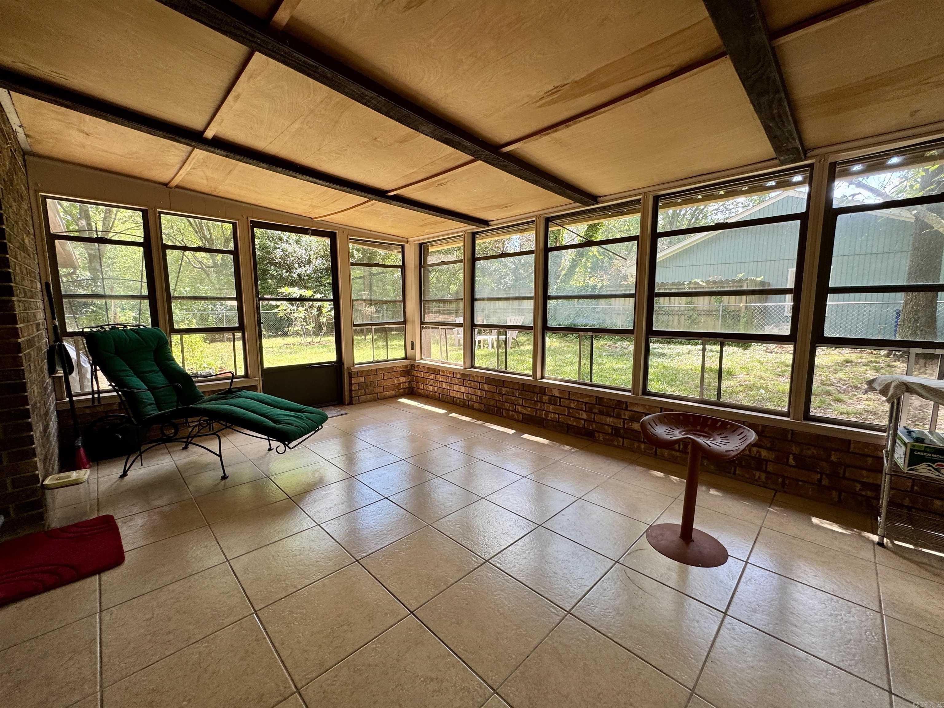 1909 Creekwood Drive