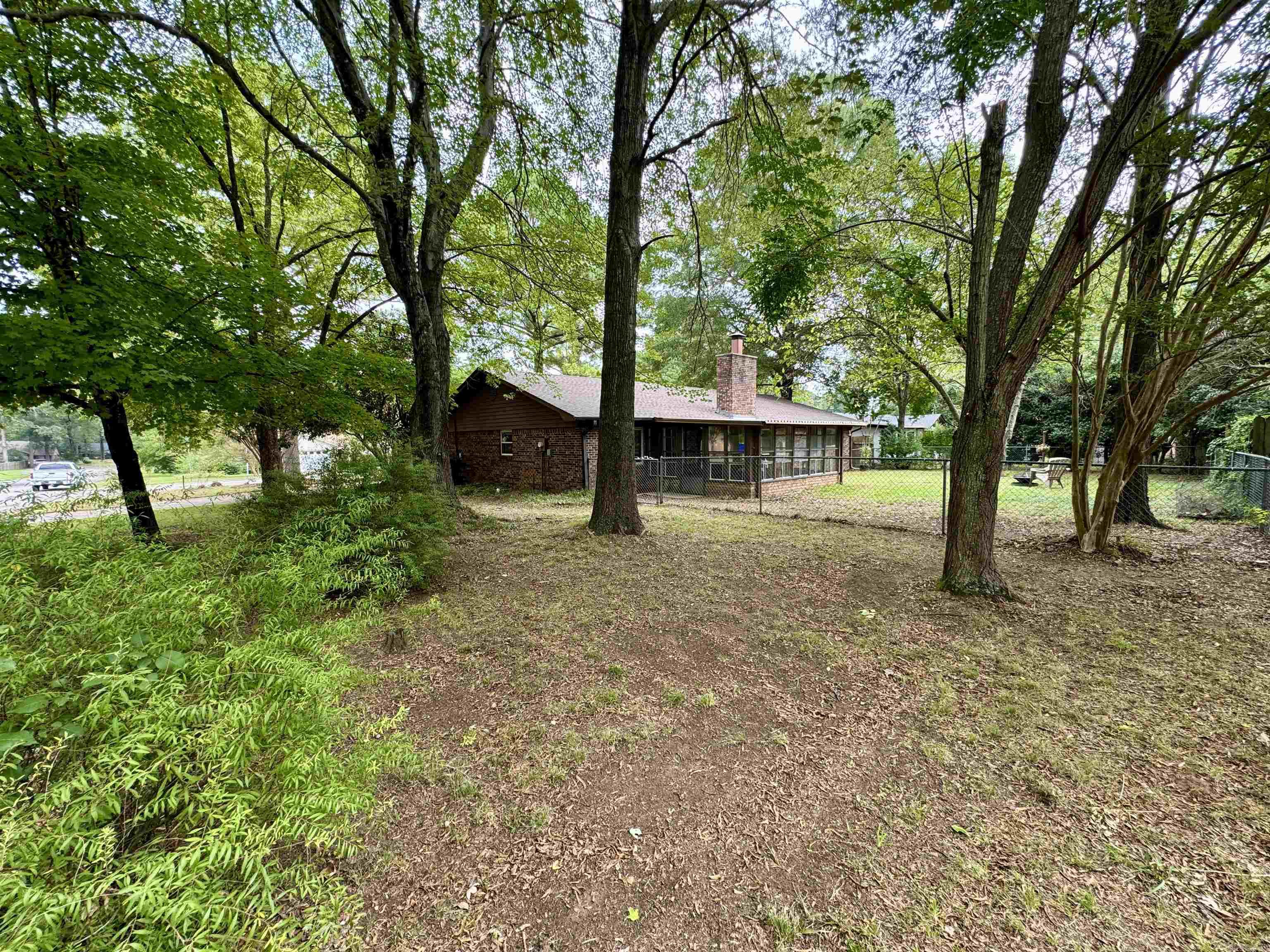 1909 Creekwood Drive