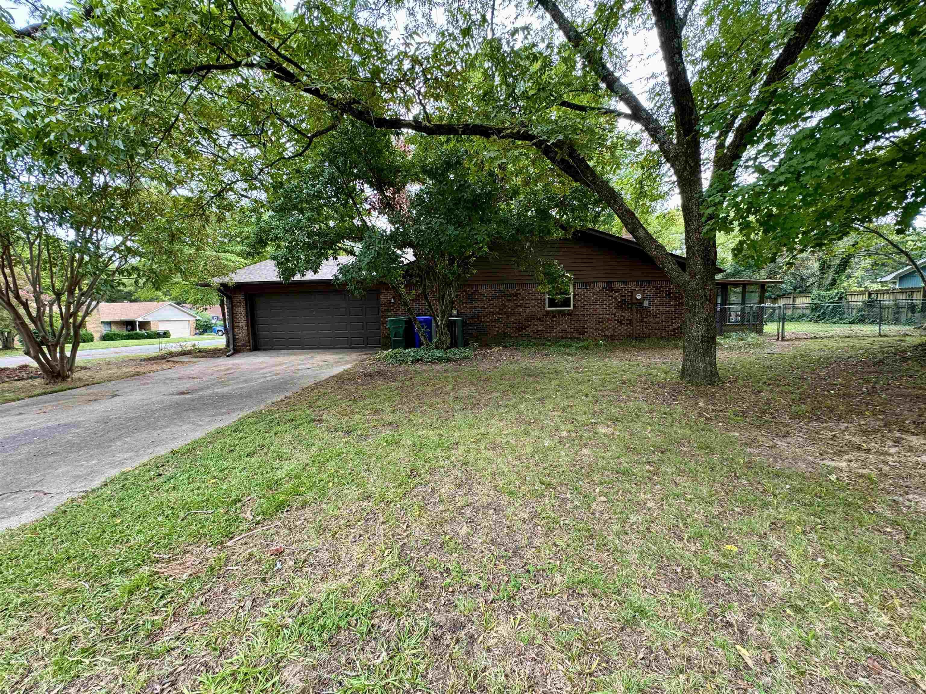 1909 Creekwood Drive