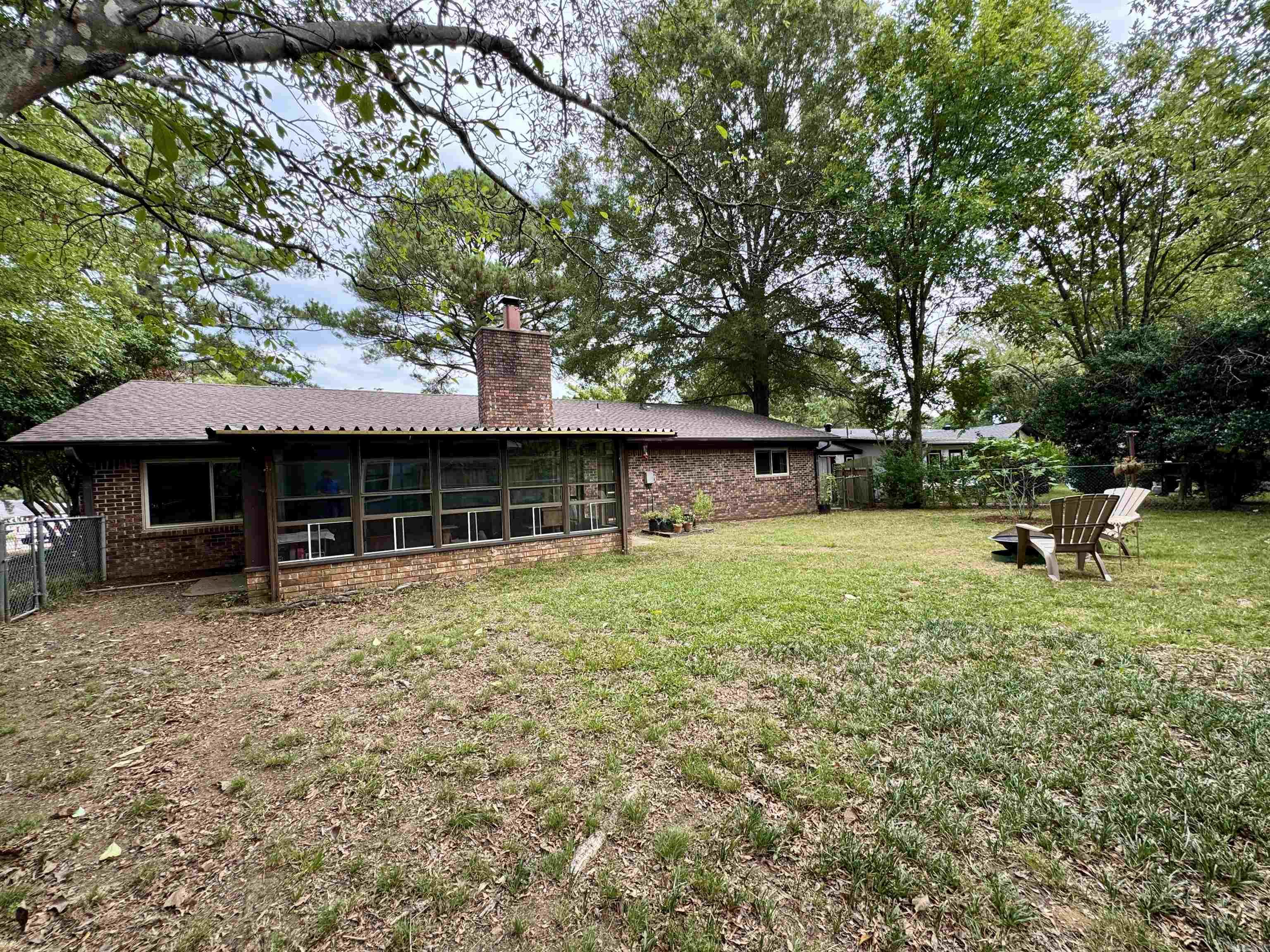 1909 Creekwood Drive