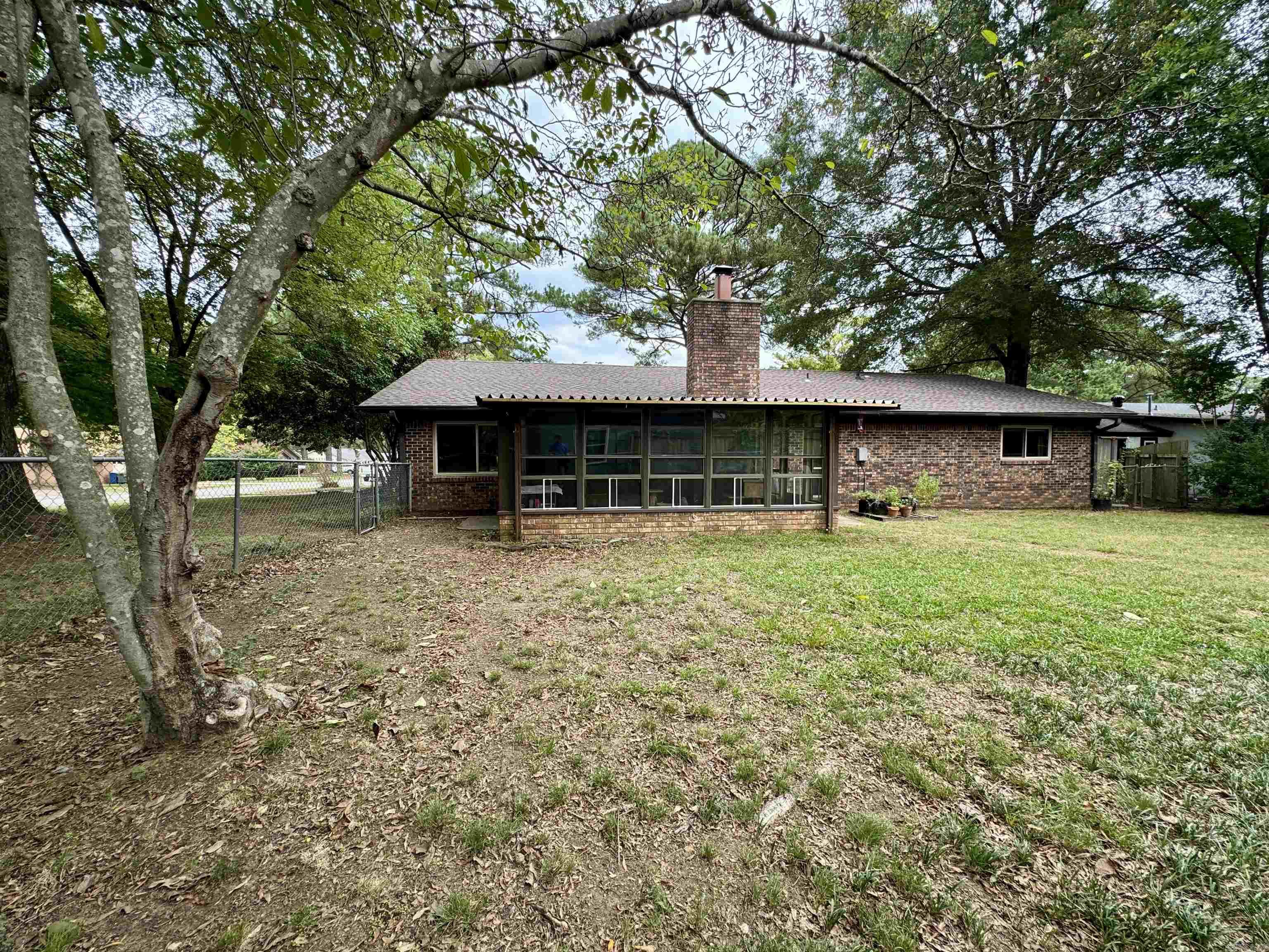 1909 Creekwood Drive