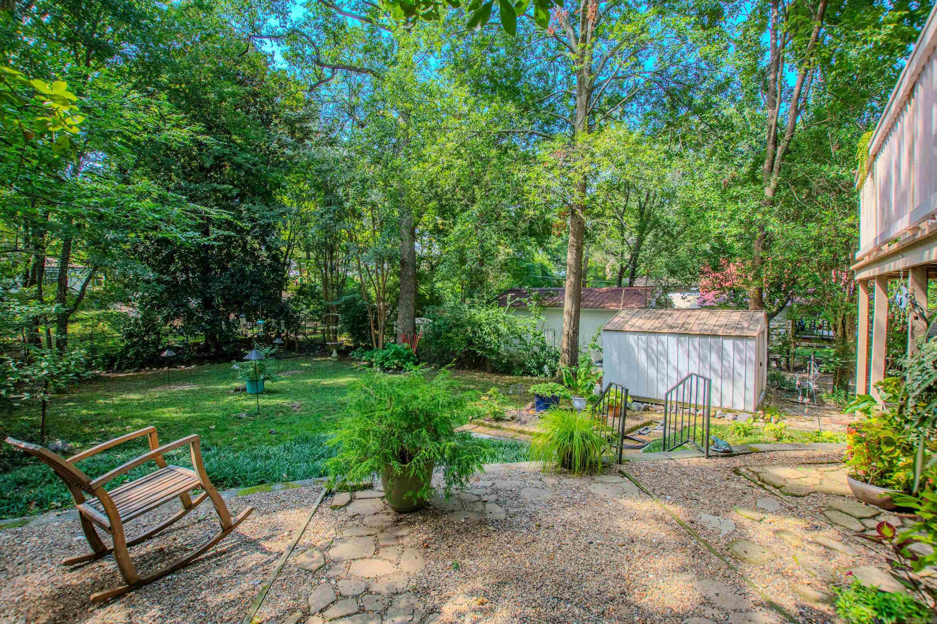 232 E F Avenue