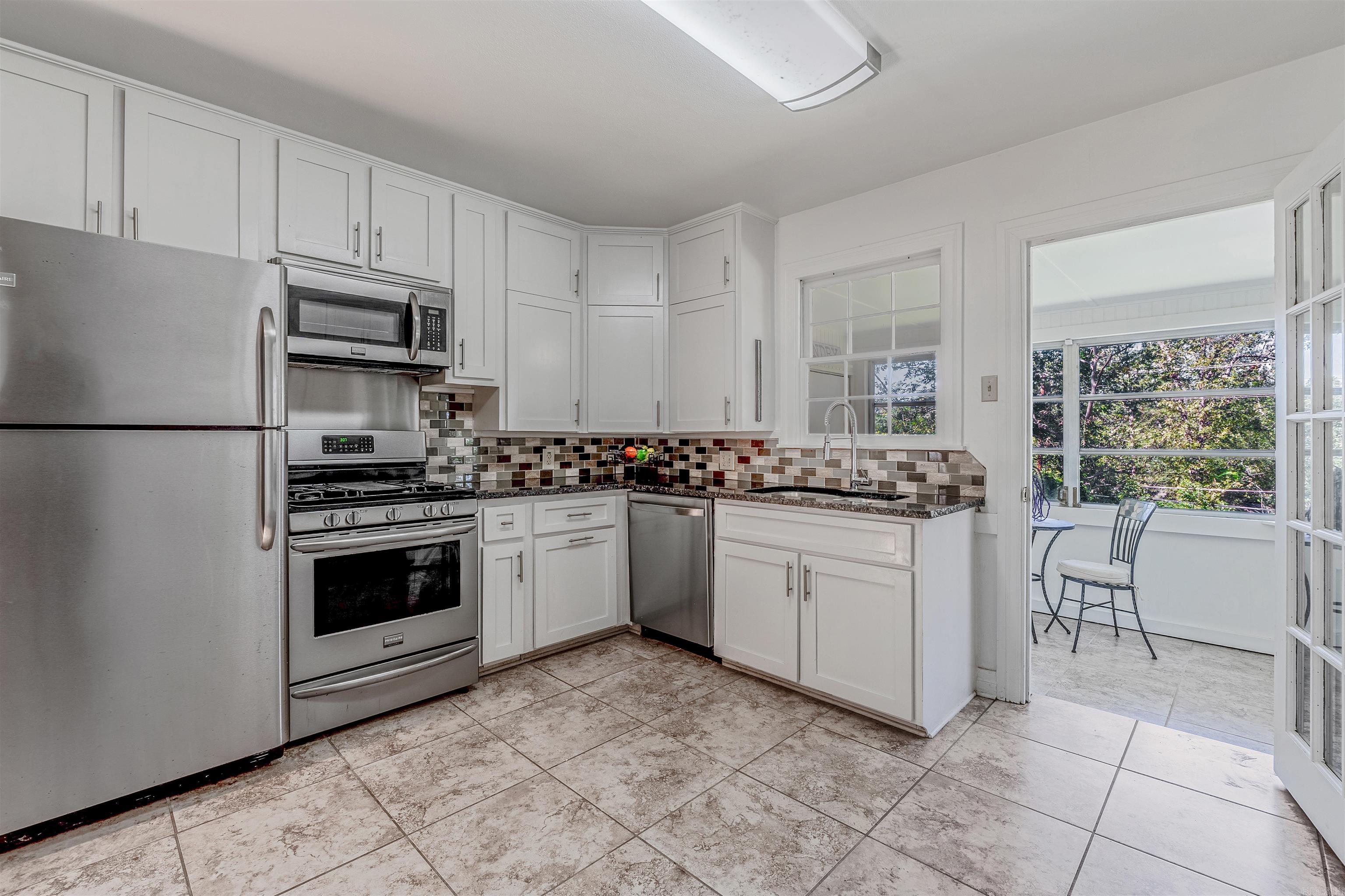 163 Sheridan Road