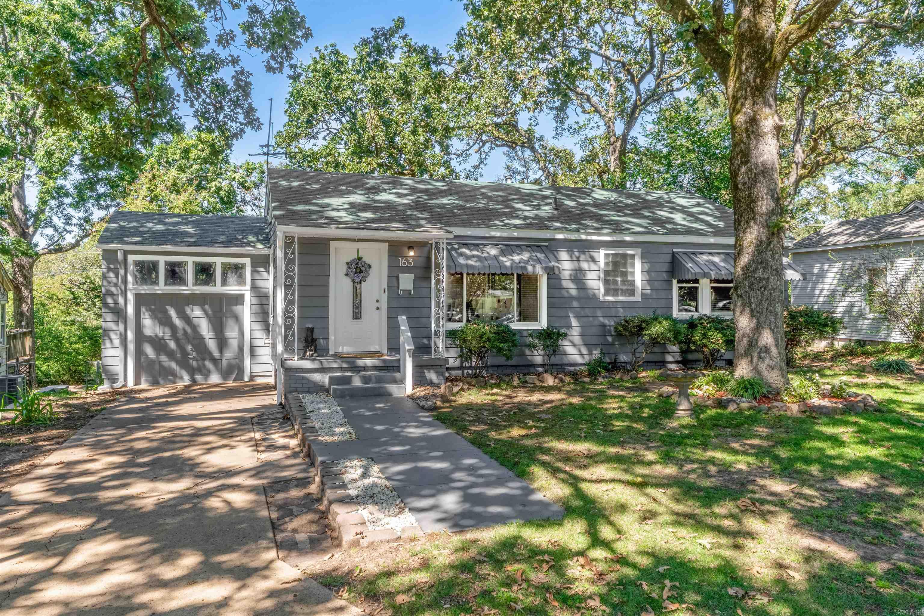 163 Sheridan Road