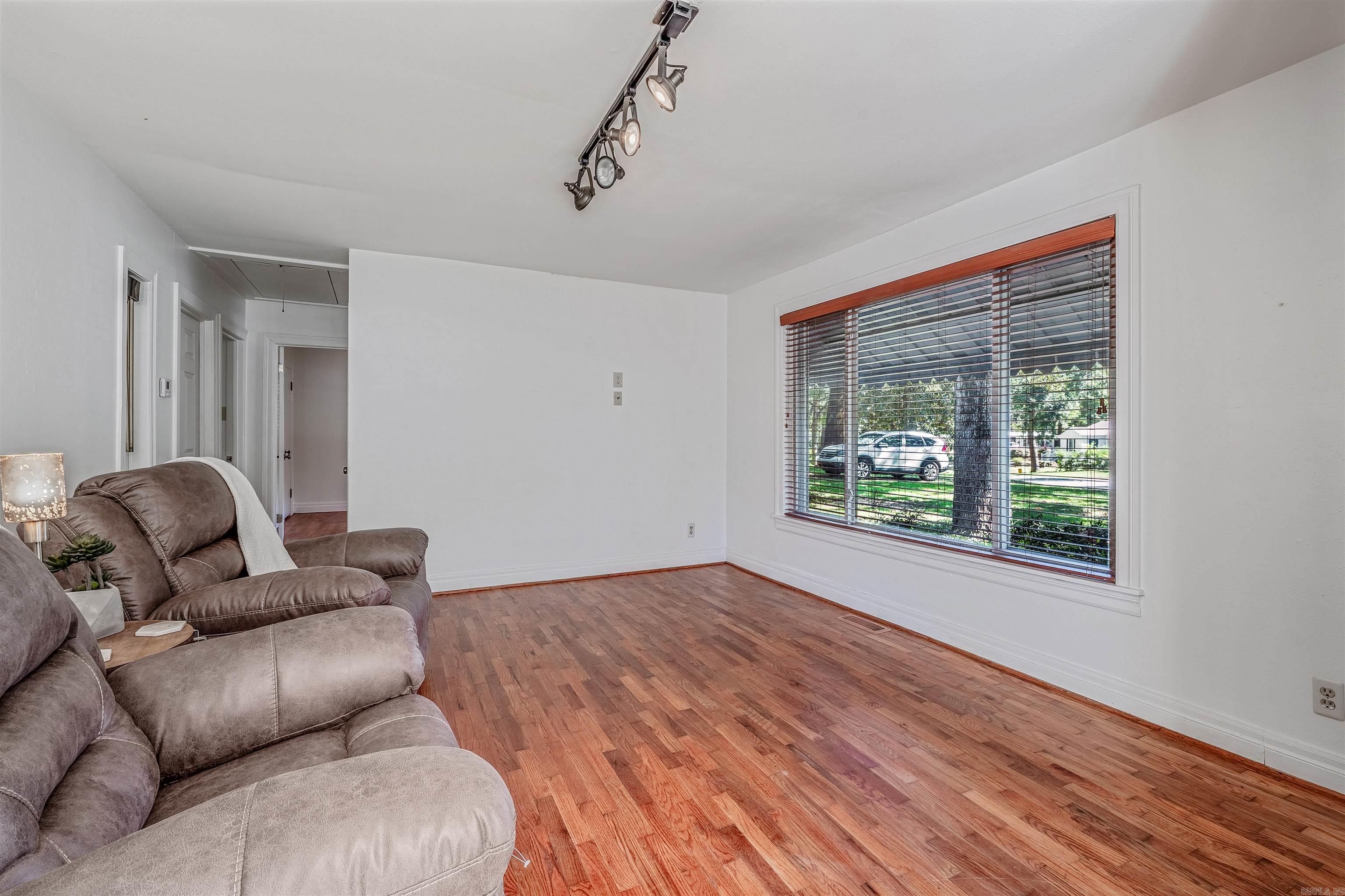 163 Sheridan Road