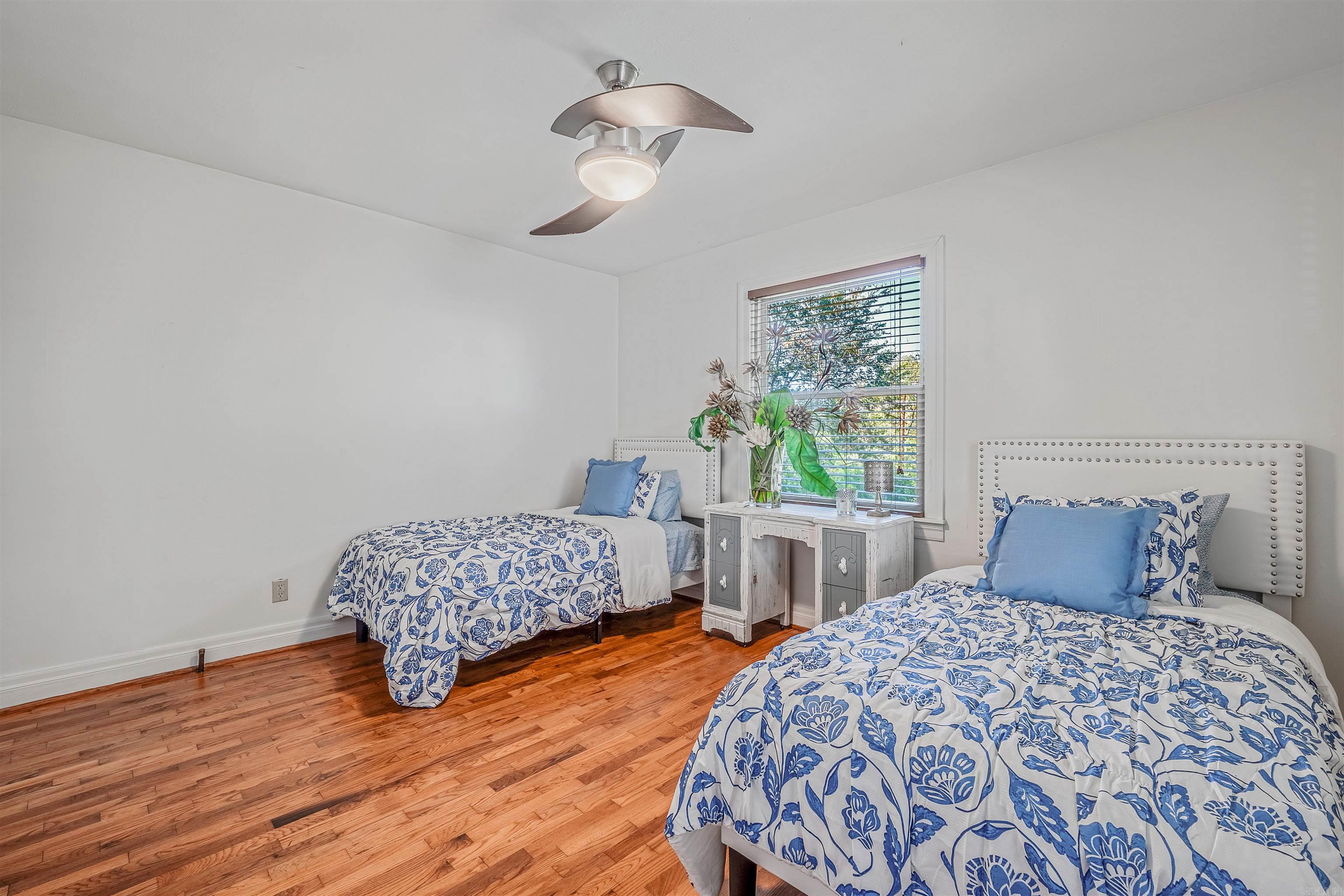 163 Sheridan Road