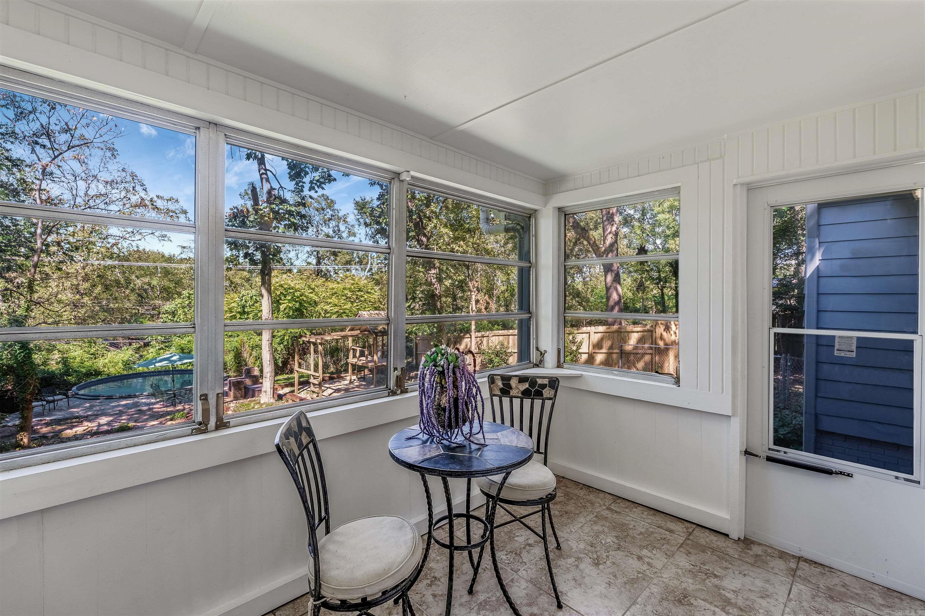 163 Sheridan Road