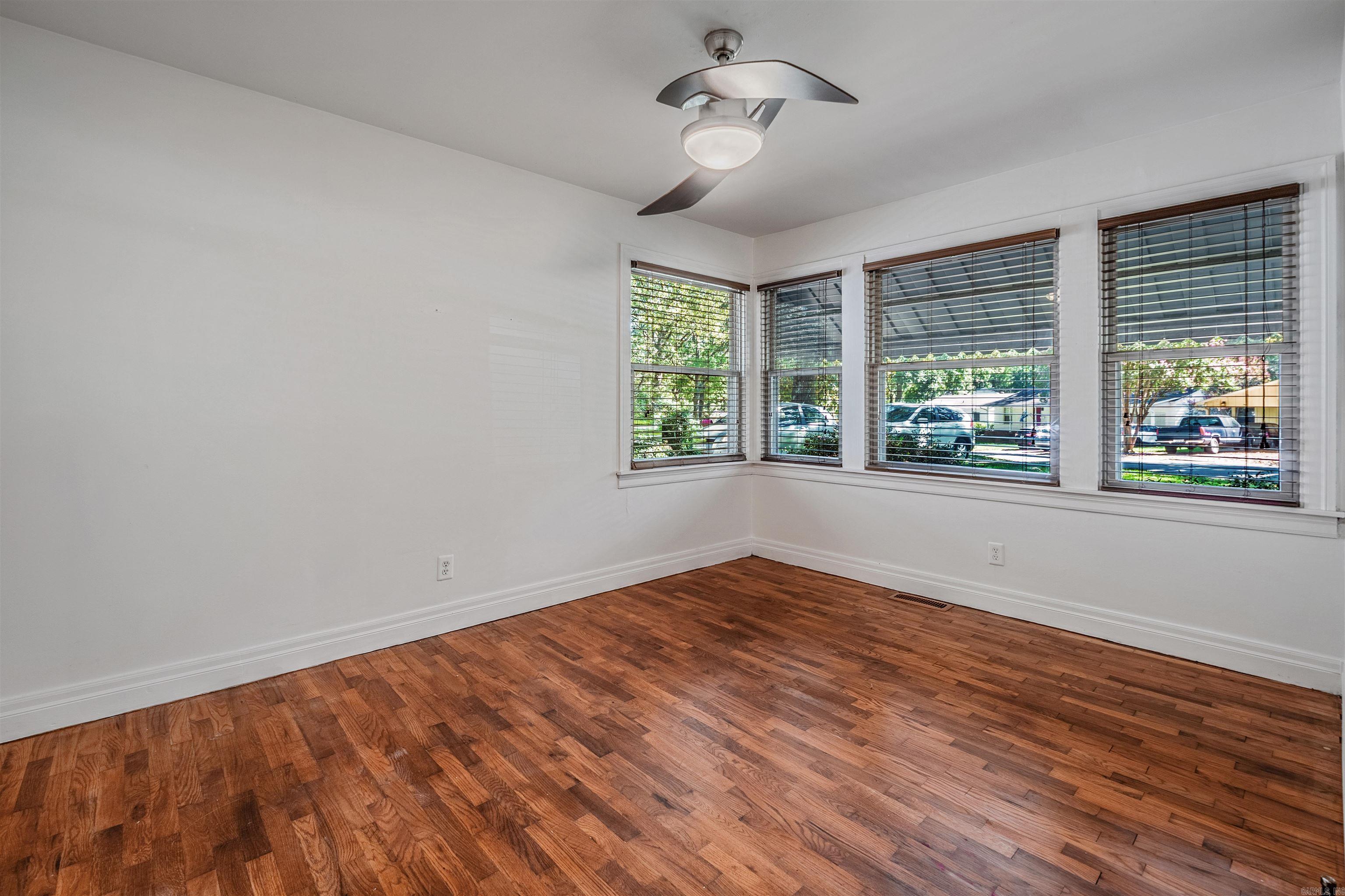 163 Sheridan Road