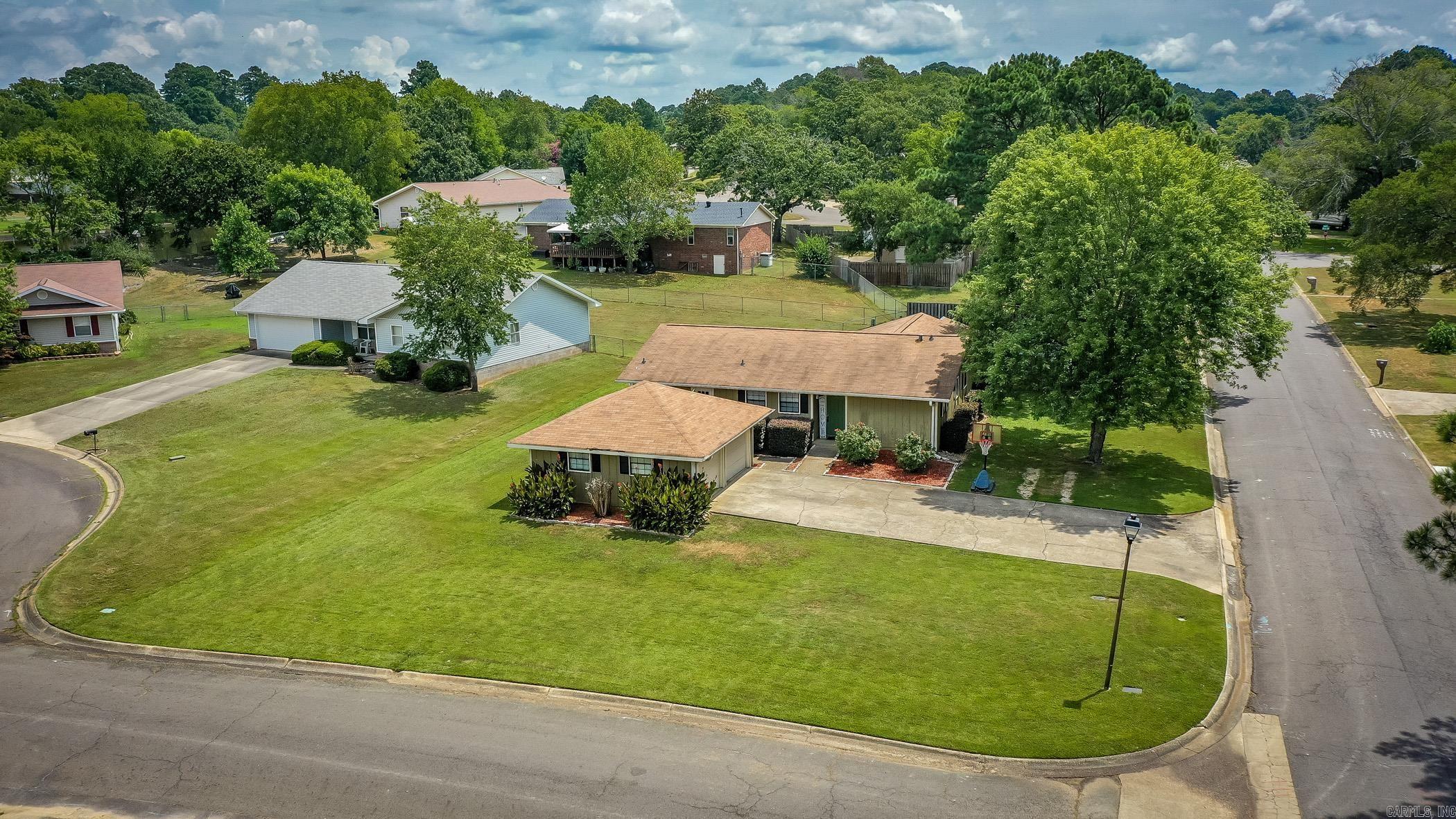 418 Pine Meadows Loop