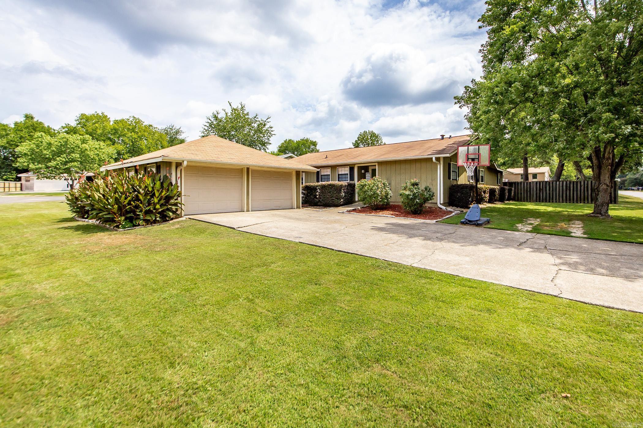 418 Pine Meadows Loop