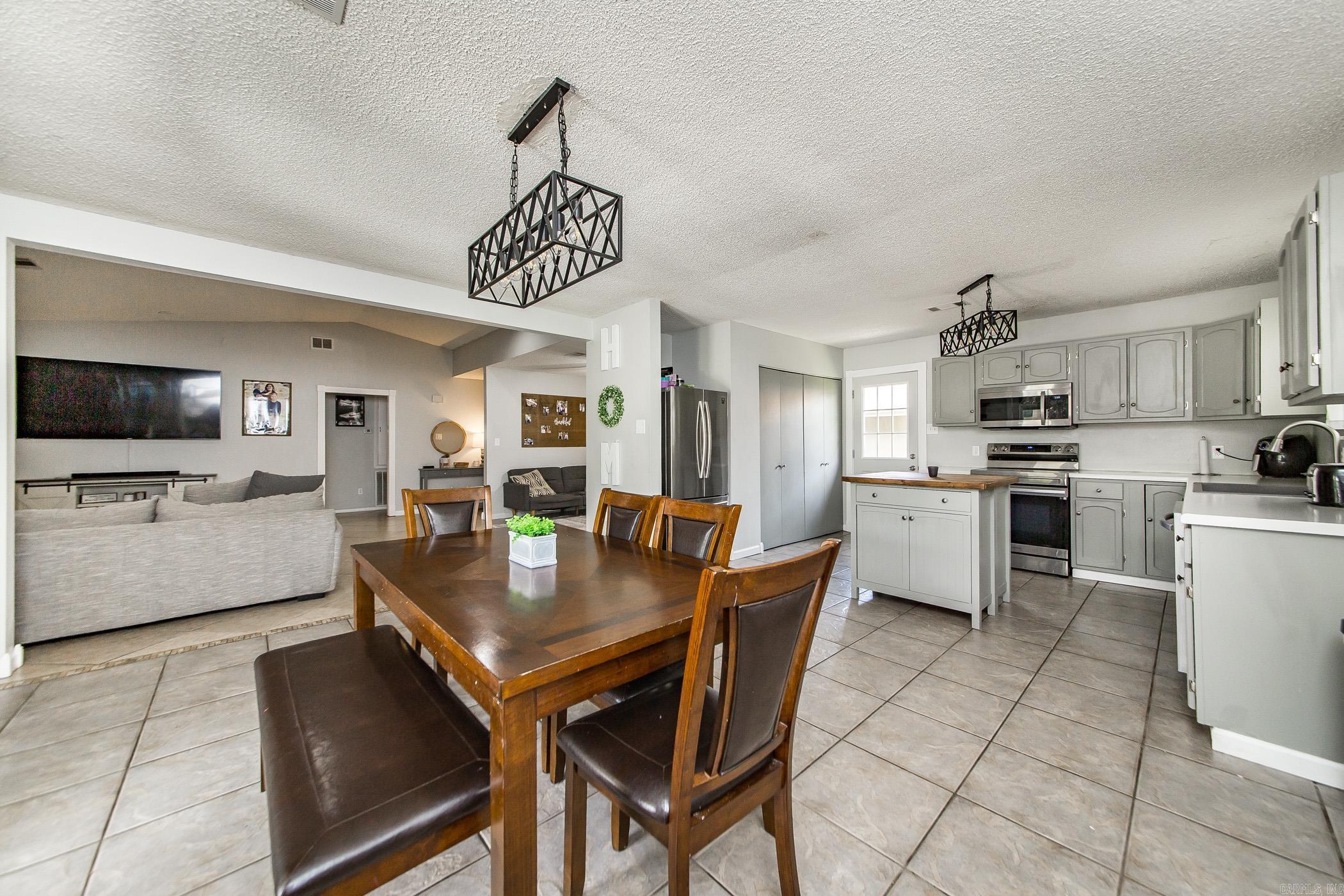 418 Pine Meadows Loop