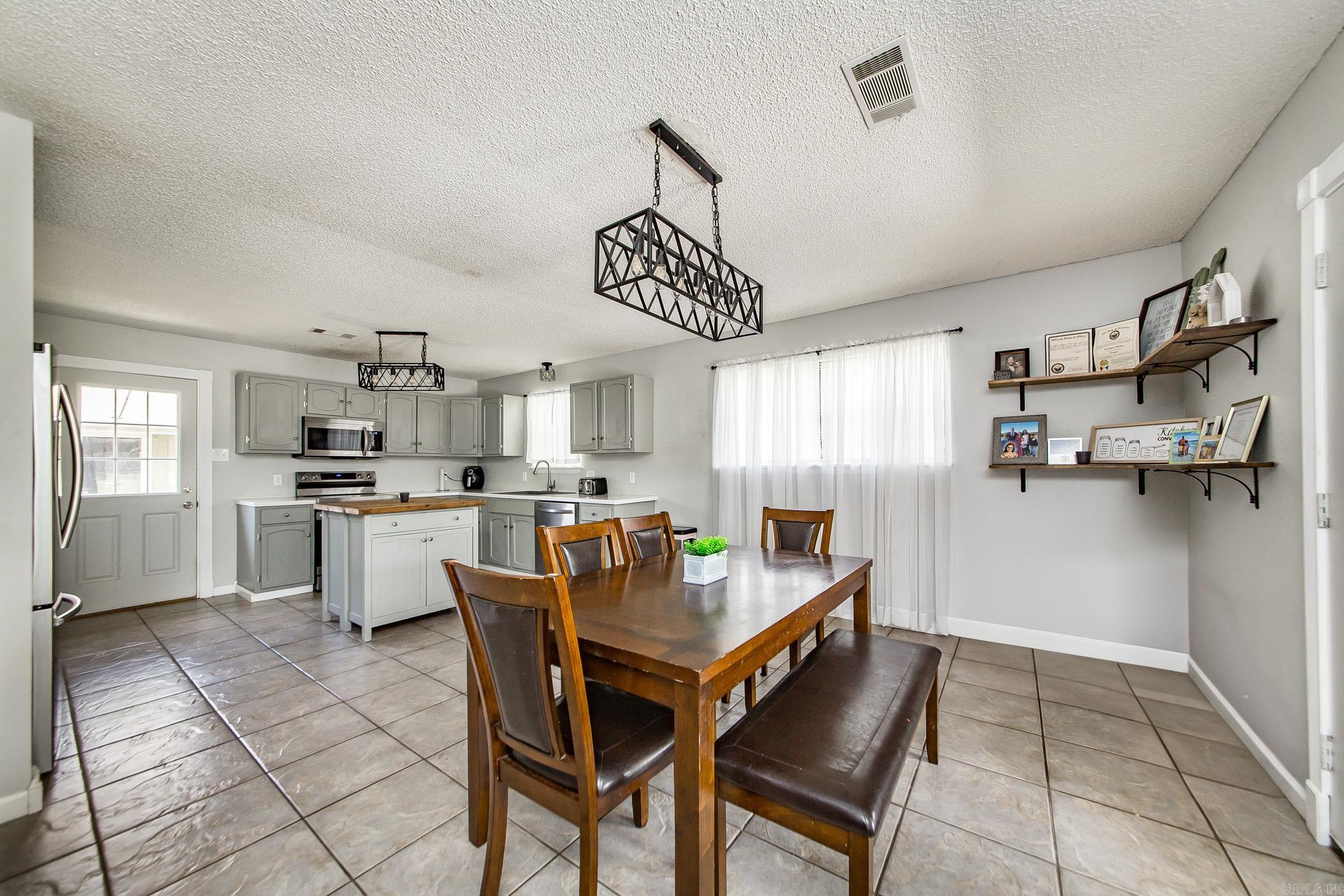 418 Pine Meadows Loop