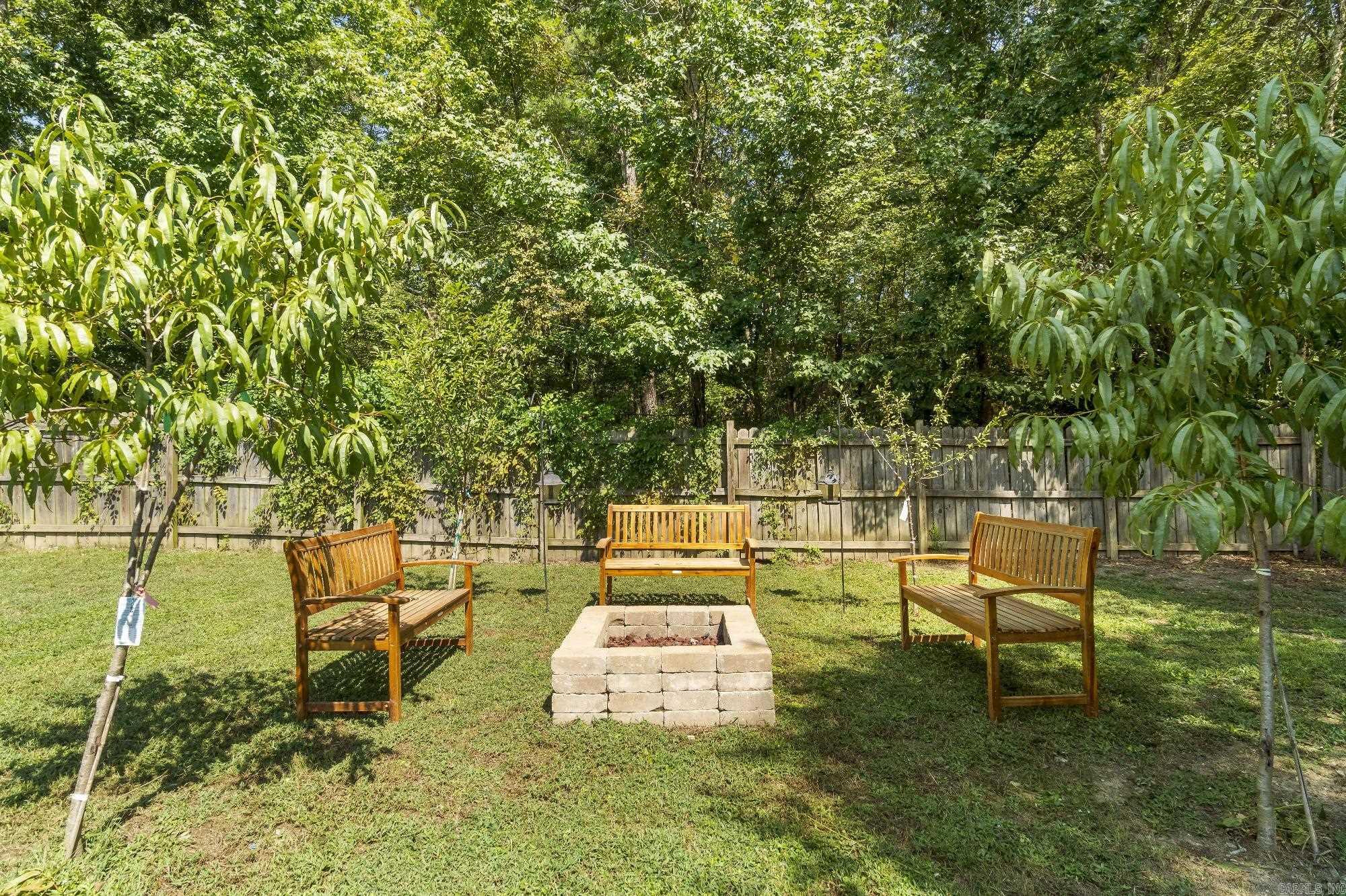 347 Meadow Creek Dr