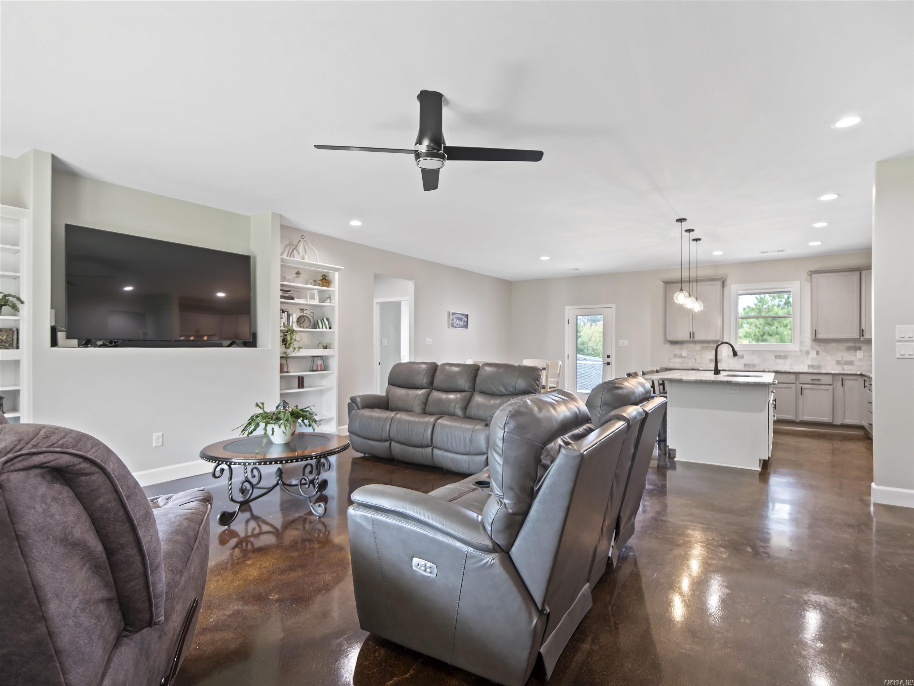 109 Morning Star Lane