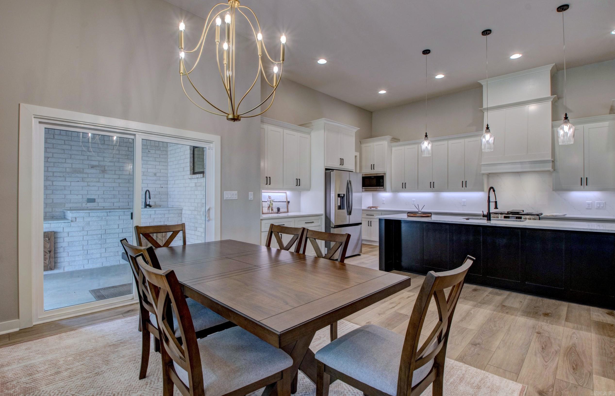 6001 Coral Ridge Drive