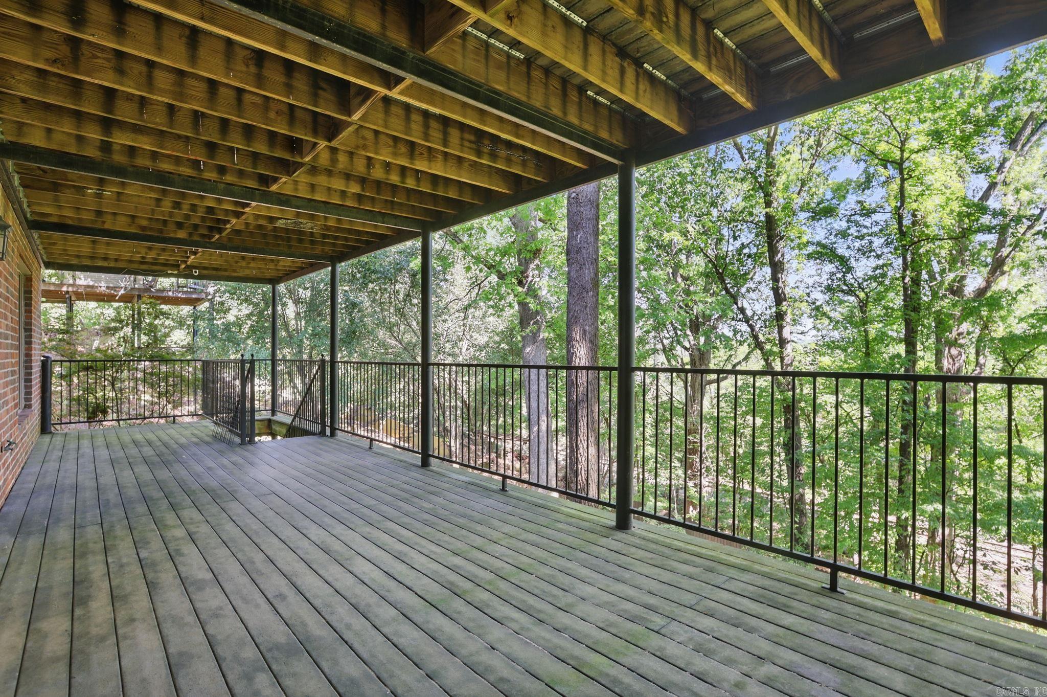 33 Greathouse Bend Drive