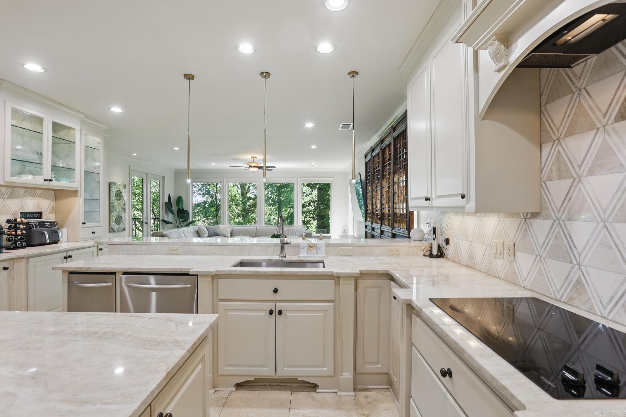 33 Greathouse Bend Drive