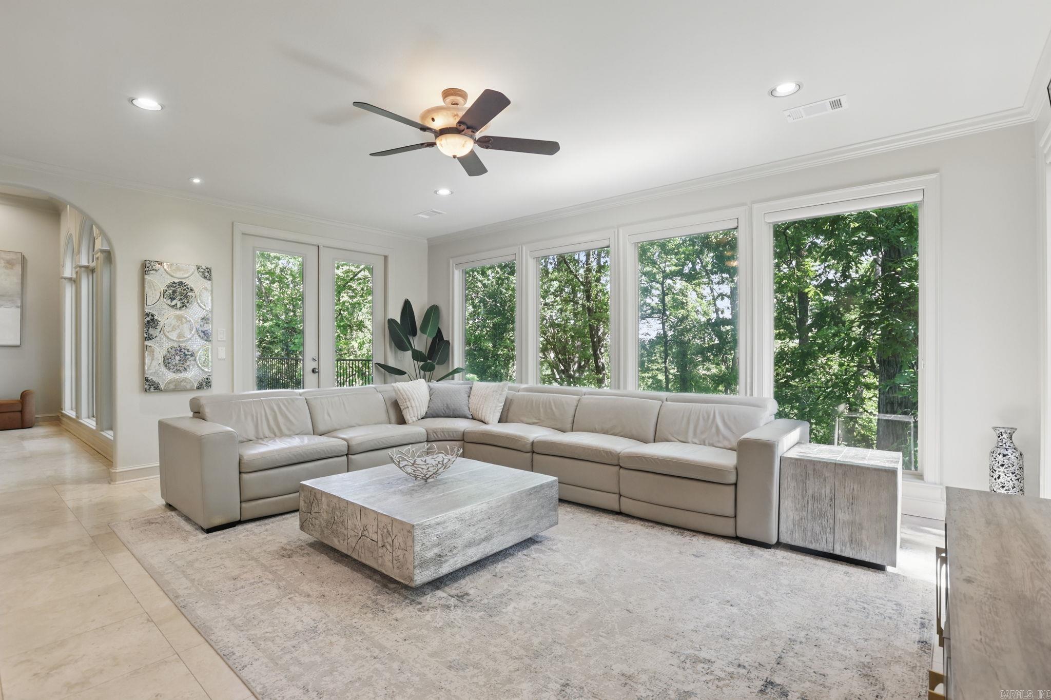 33 Greathouse Bend Drive