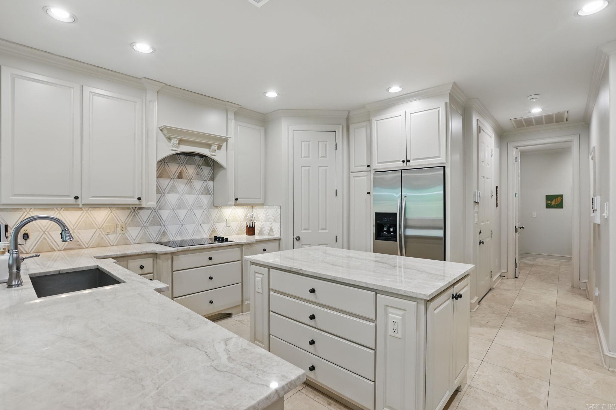 33 Greathouse Bend Drive