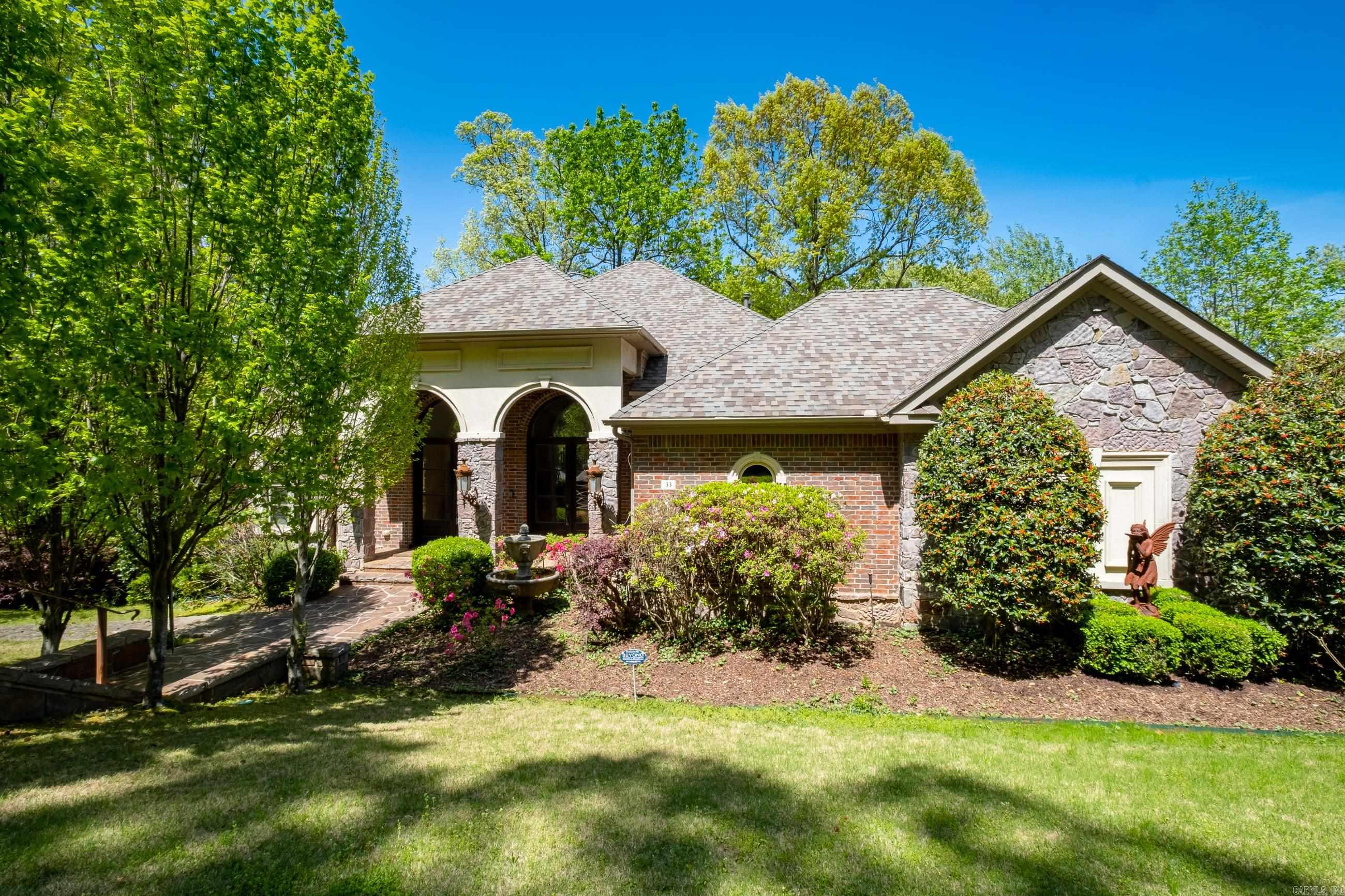 33 Greathouse Bend Drive