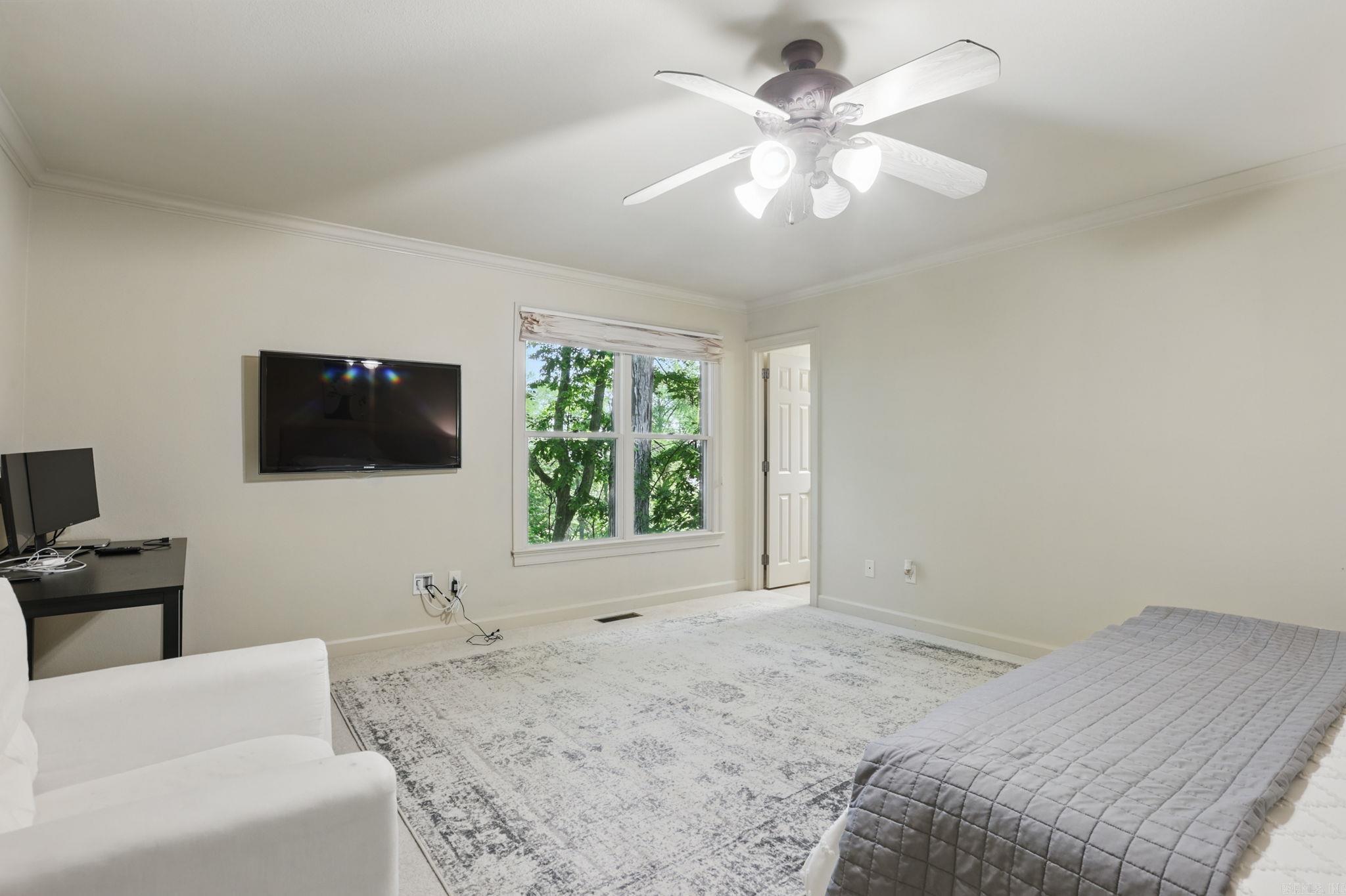 33 Greathouse Bend Drive