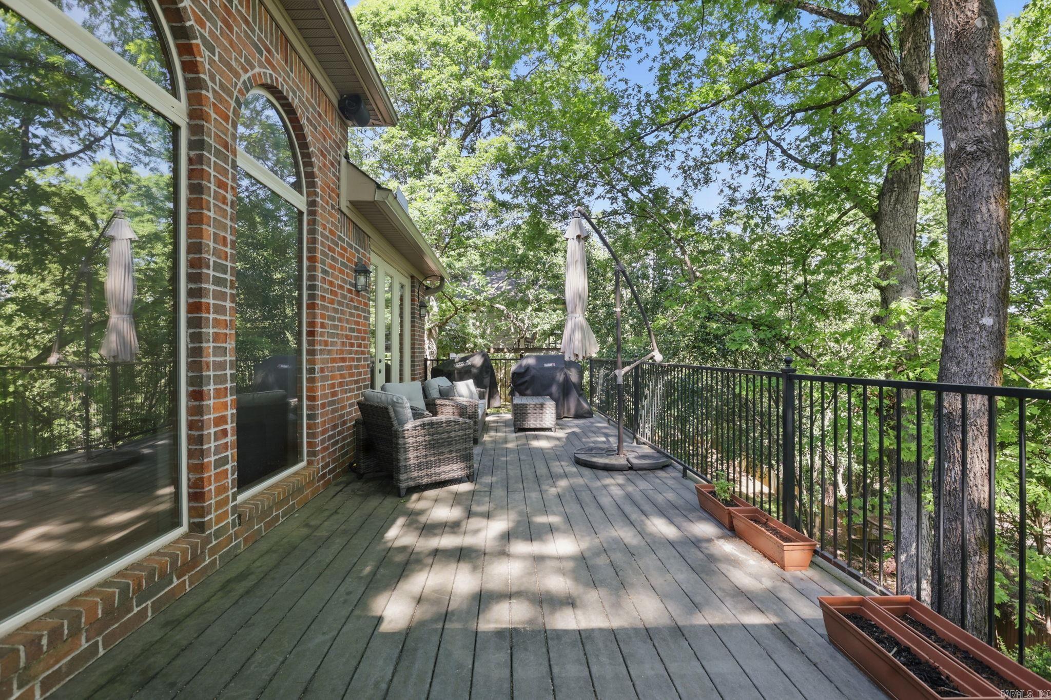 33 Greathouse Bend Drive