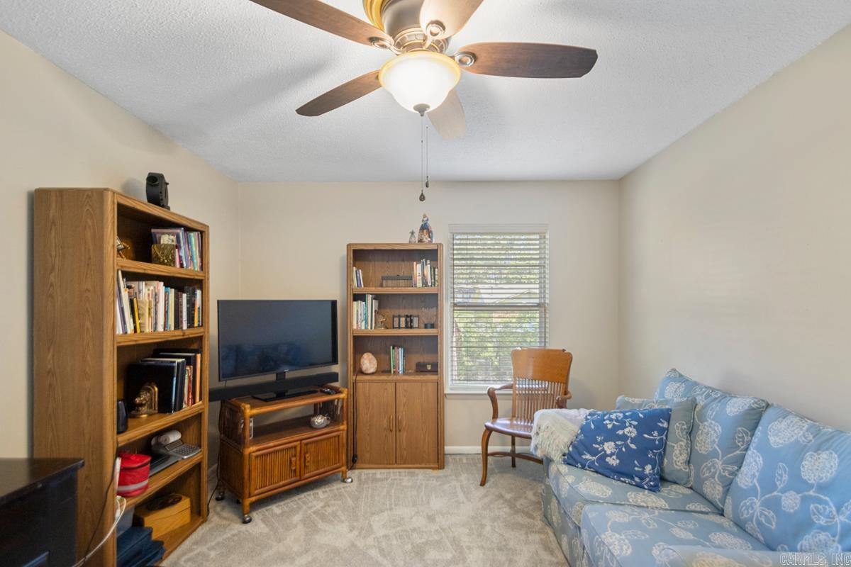 1617 Saratoga Drive