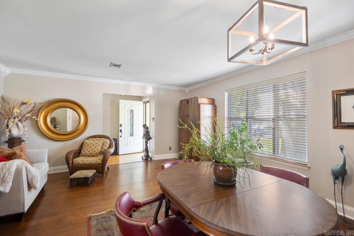 1617 Saratoga Drive