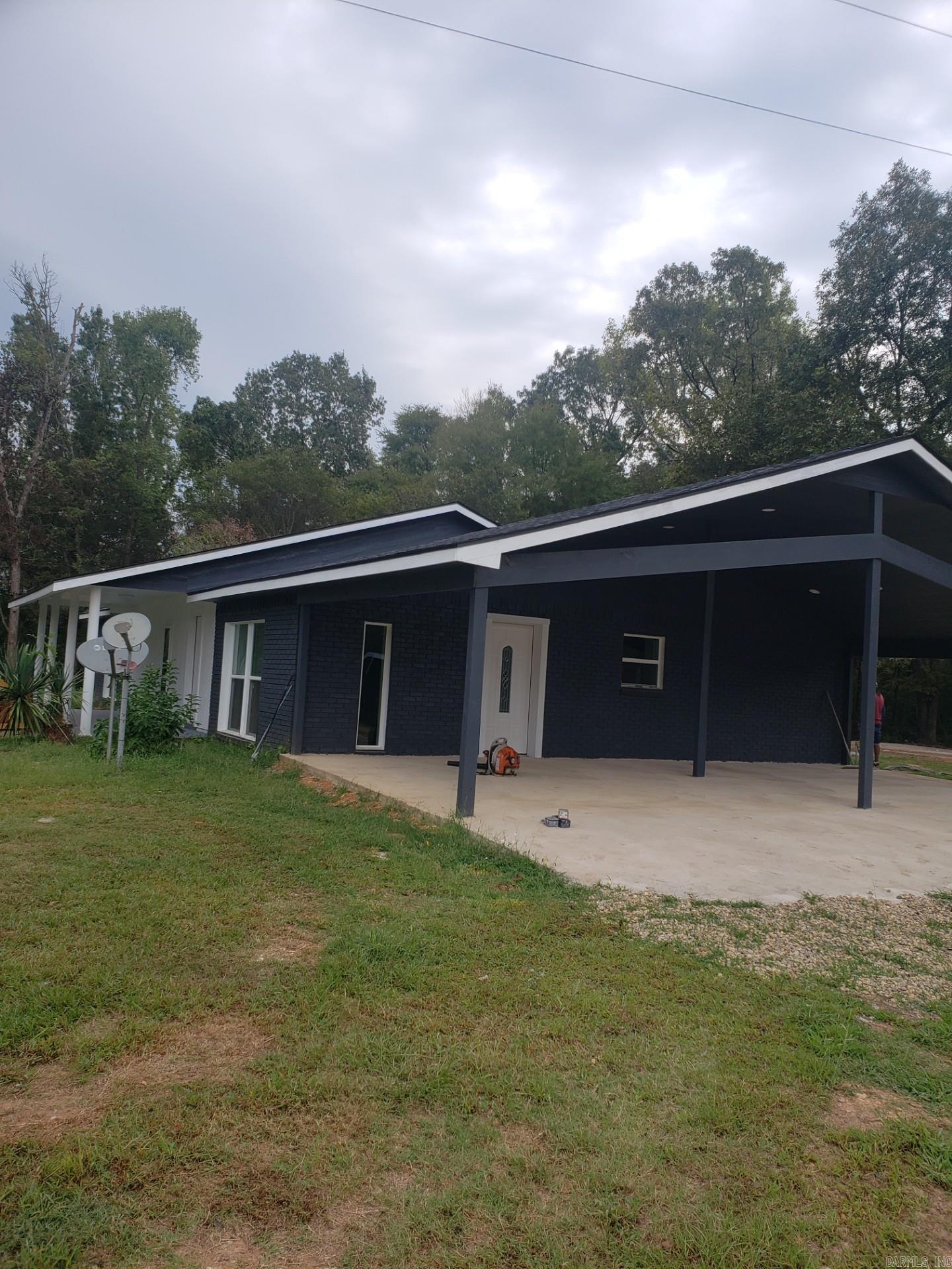 207 Bradley Chapel Road