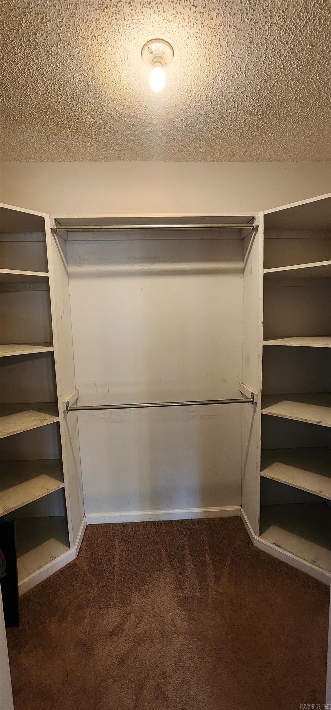 6A Londonderry Cir Street