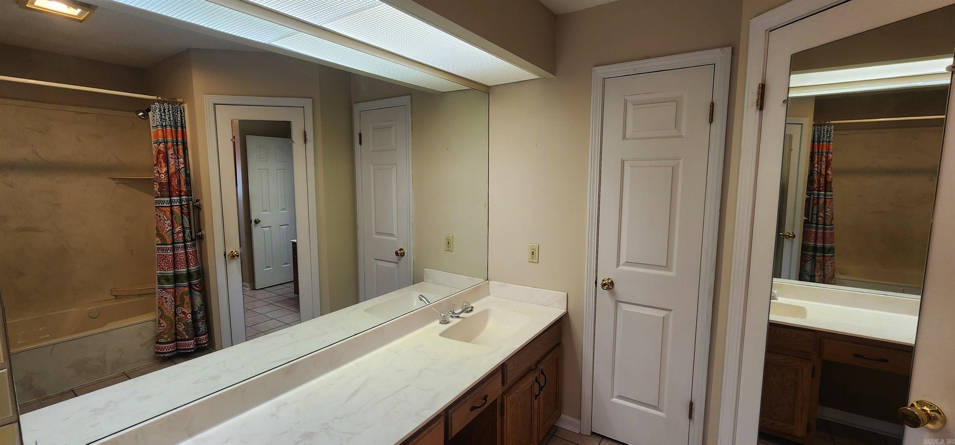 6A Londonderry Cir Street