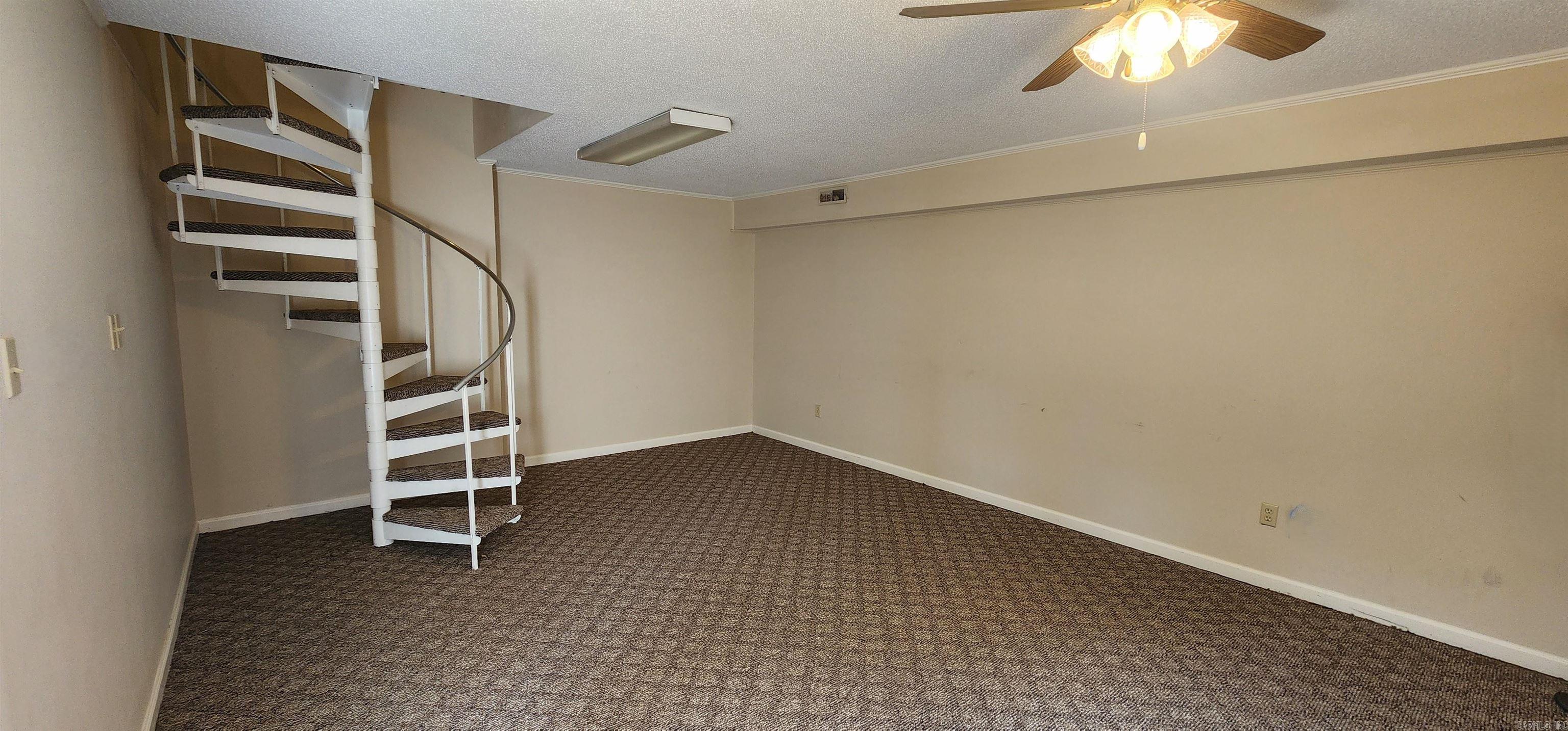 6A Londonderry Cir Street