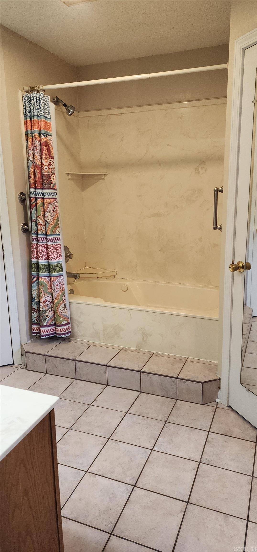 6A Londonderry Cir Street