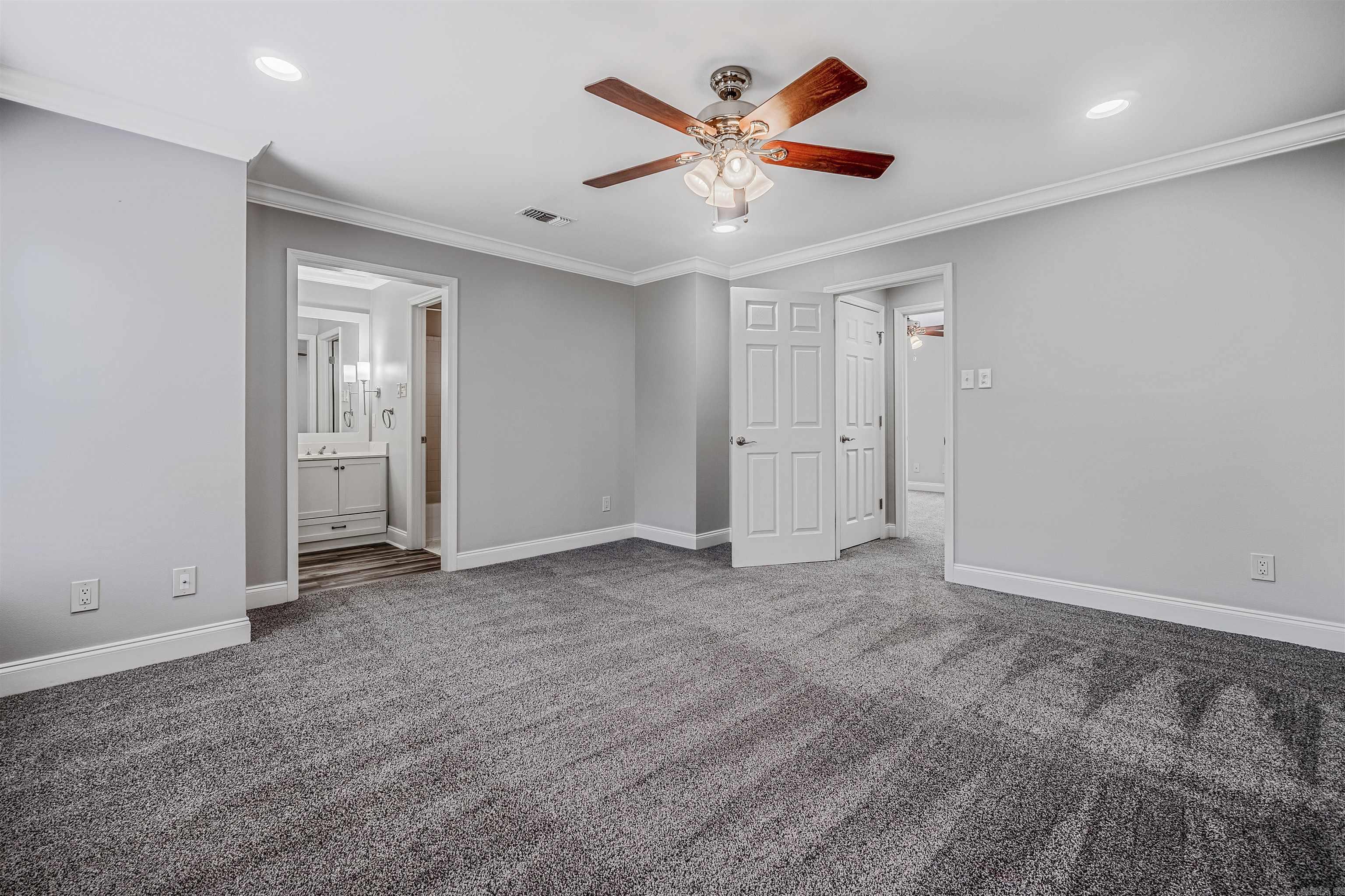 2200 Andover Ct 1003