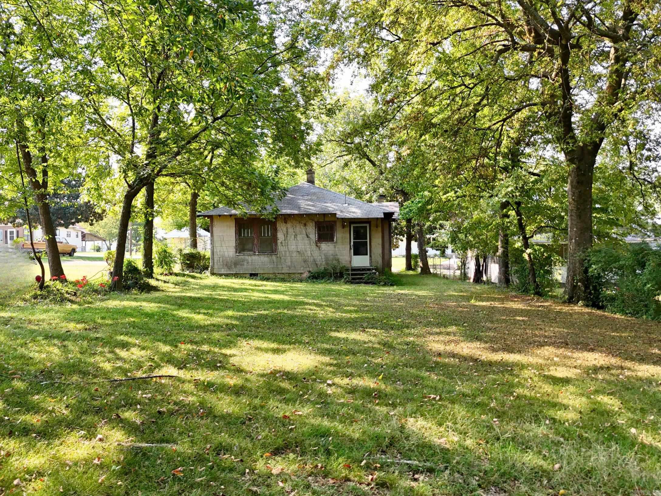 152 Henderson Street