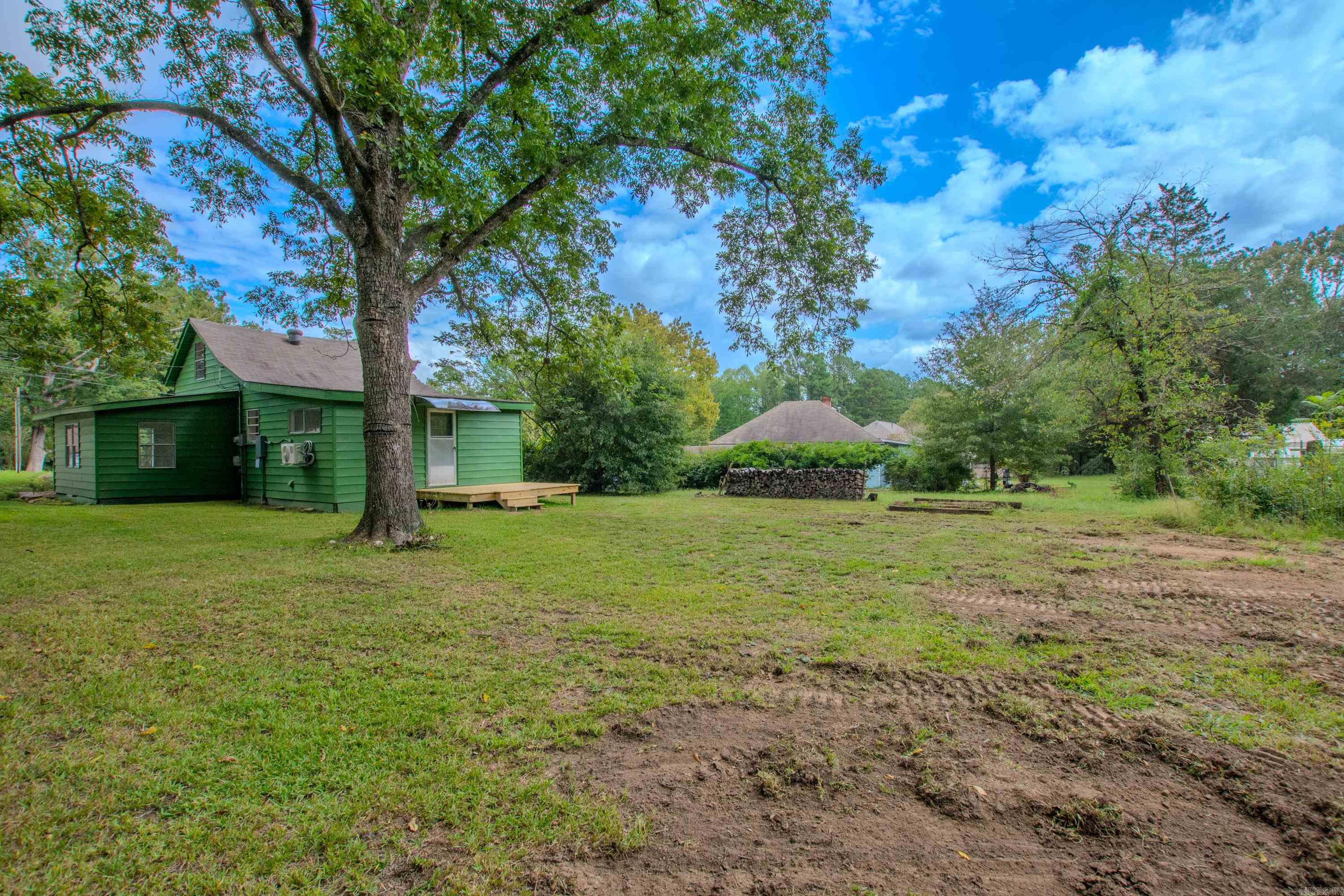 1025 Virginia Avenue