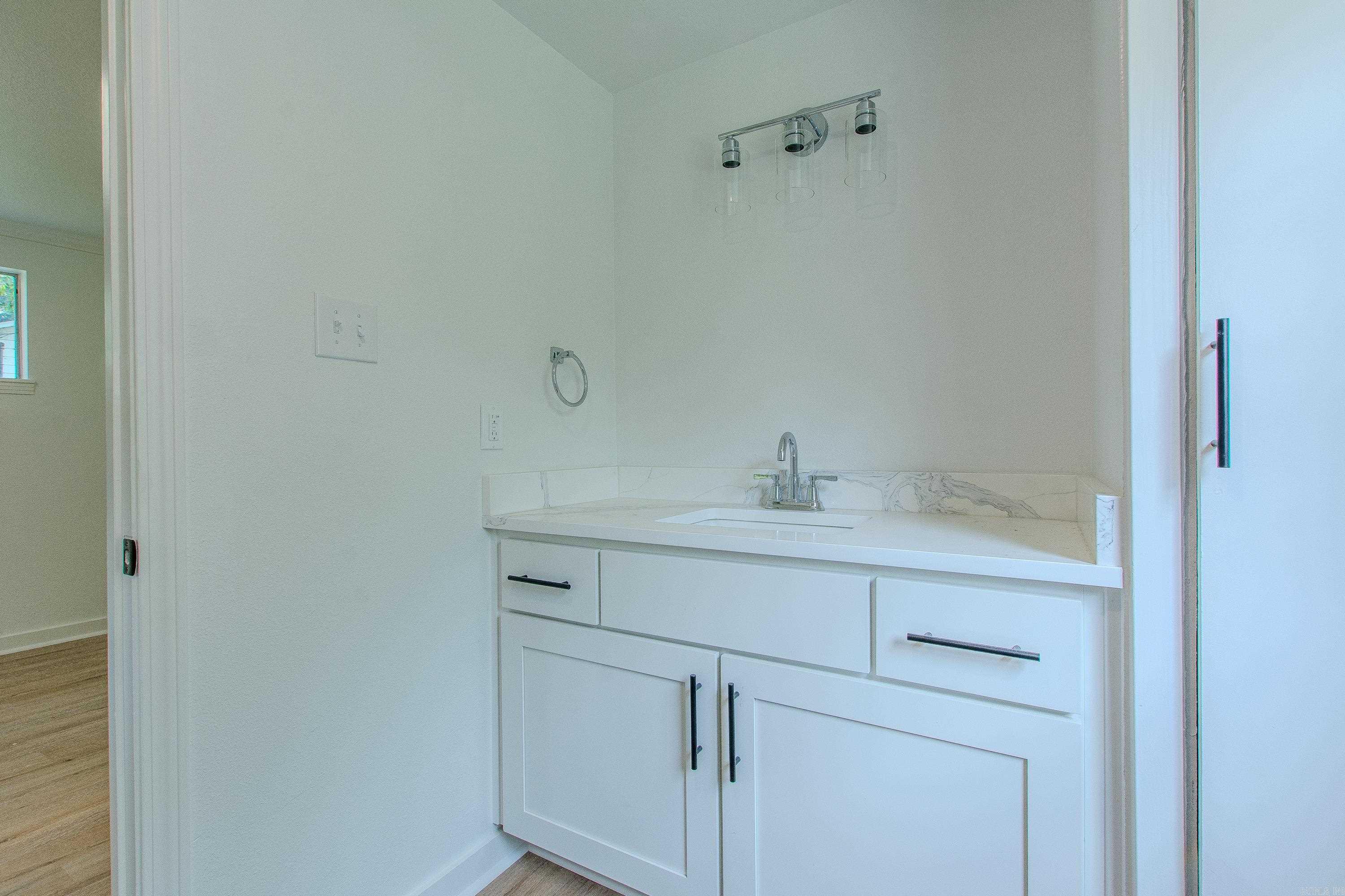 1025 Virginia Avenue