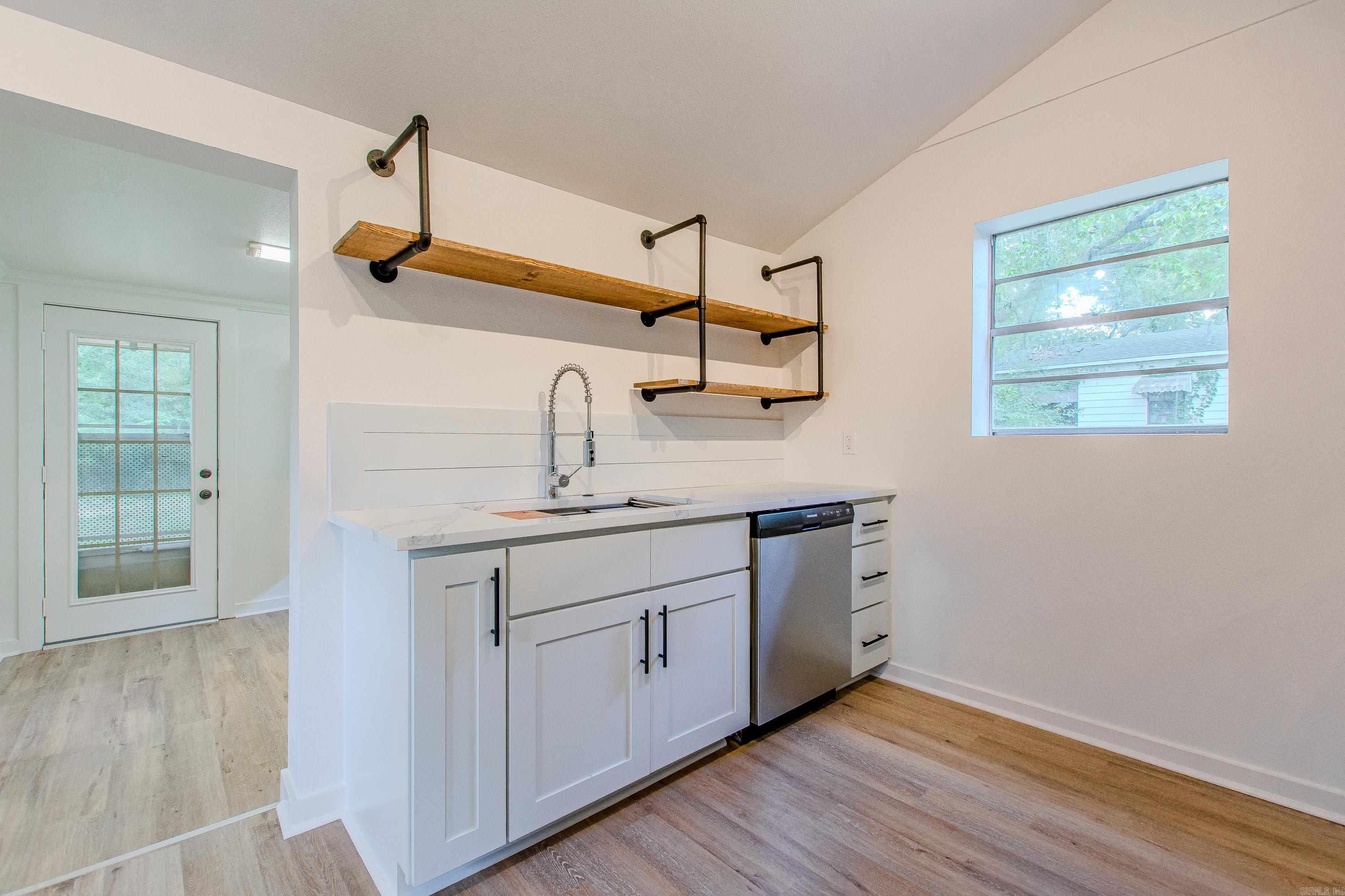 1025 Virginia Avenue