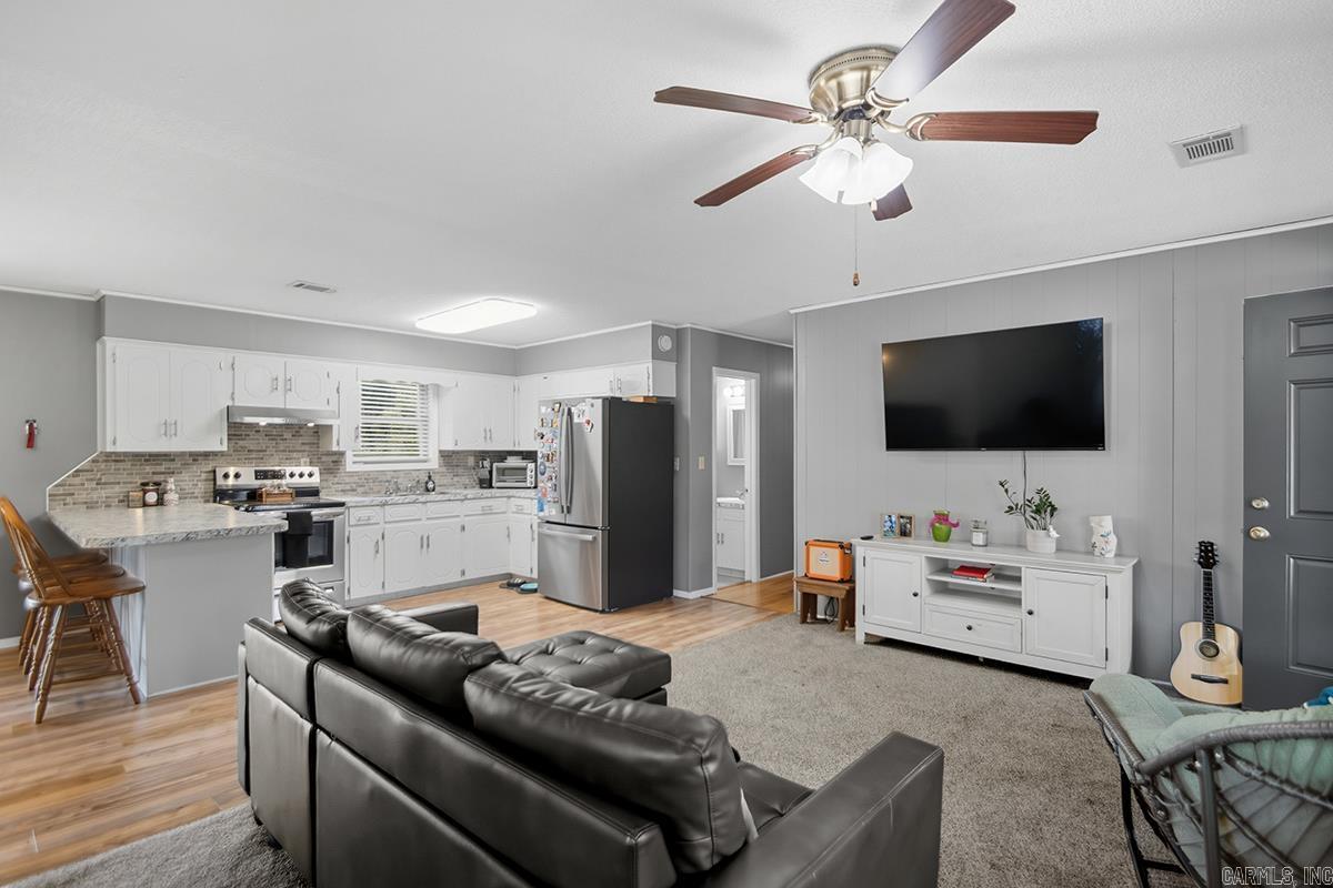 2148 Butlerville Rd Road