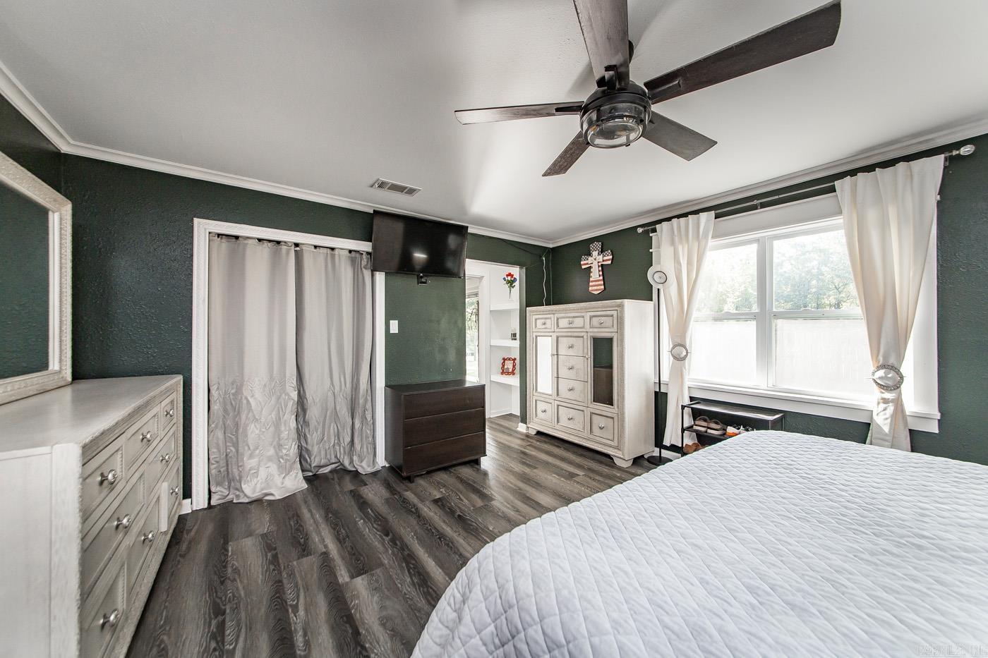 5809 HIGHWAY 294 Highway