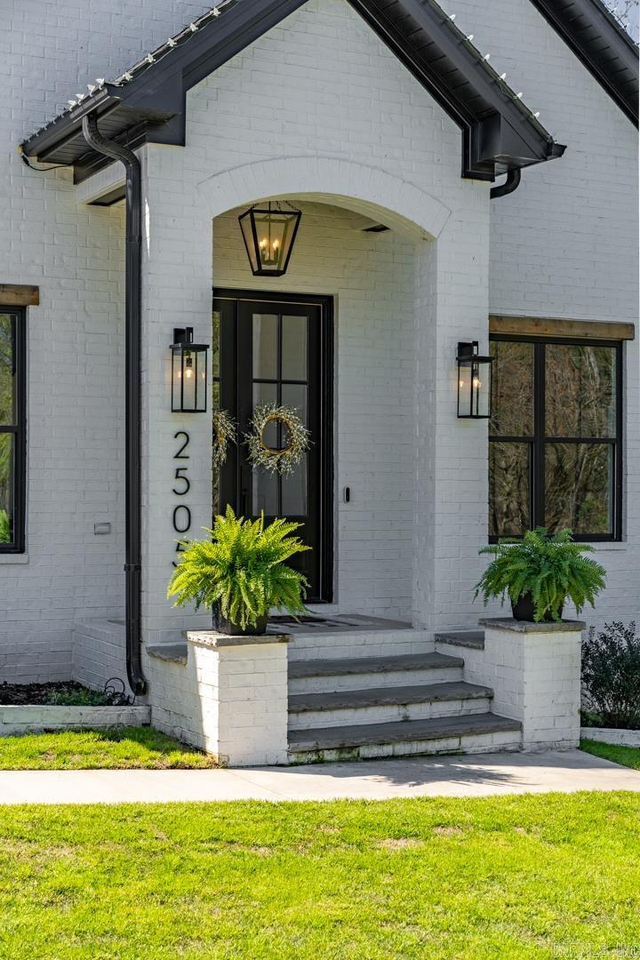 2505 Collins Drive