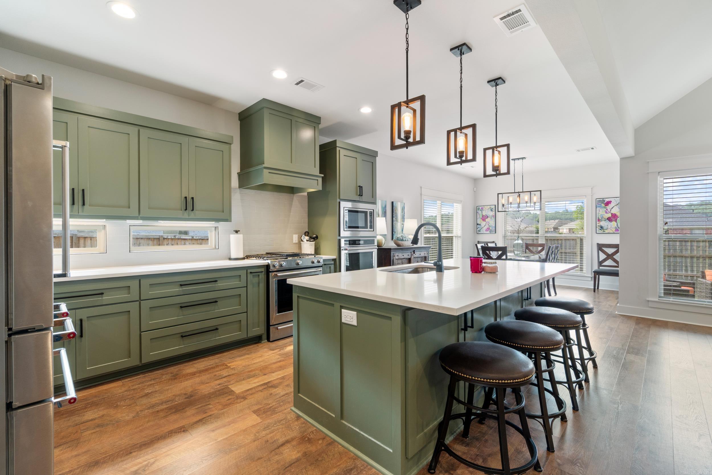 2395 Bridgegate Drive