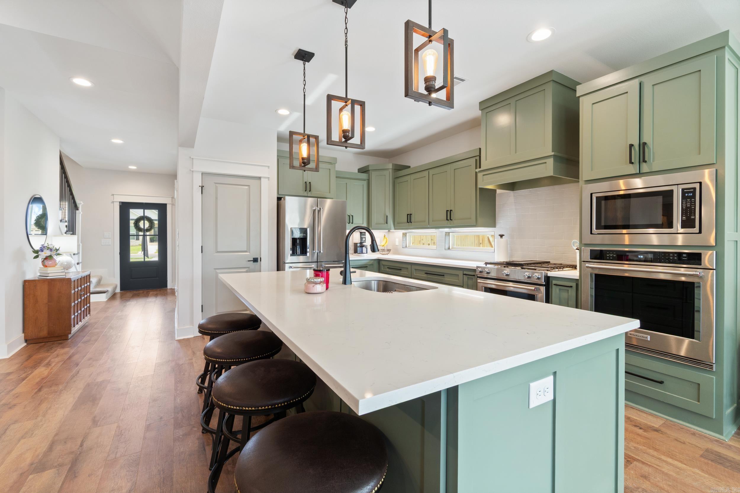 2395 Bridgegate Drive