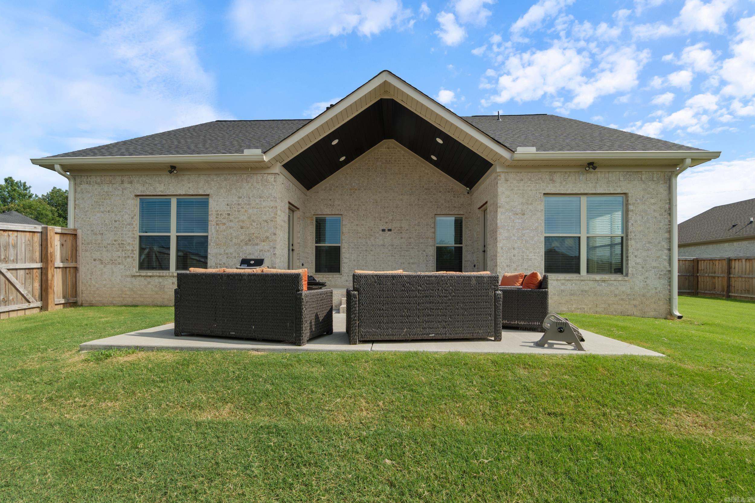 2395 Bridgegate Drive