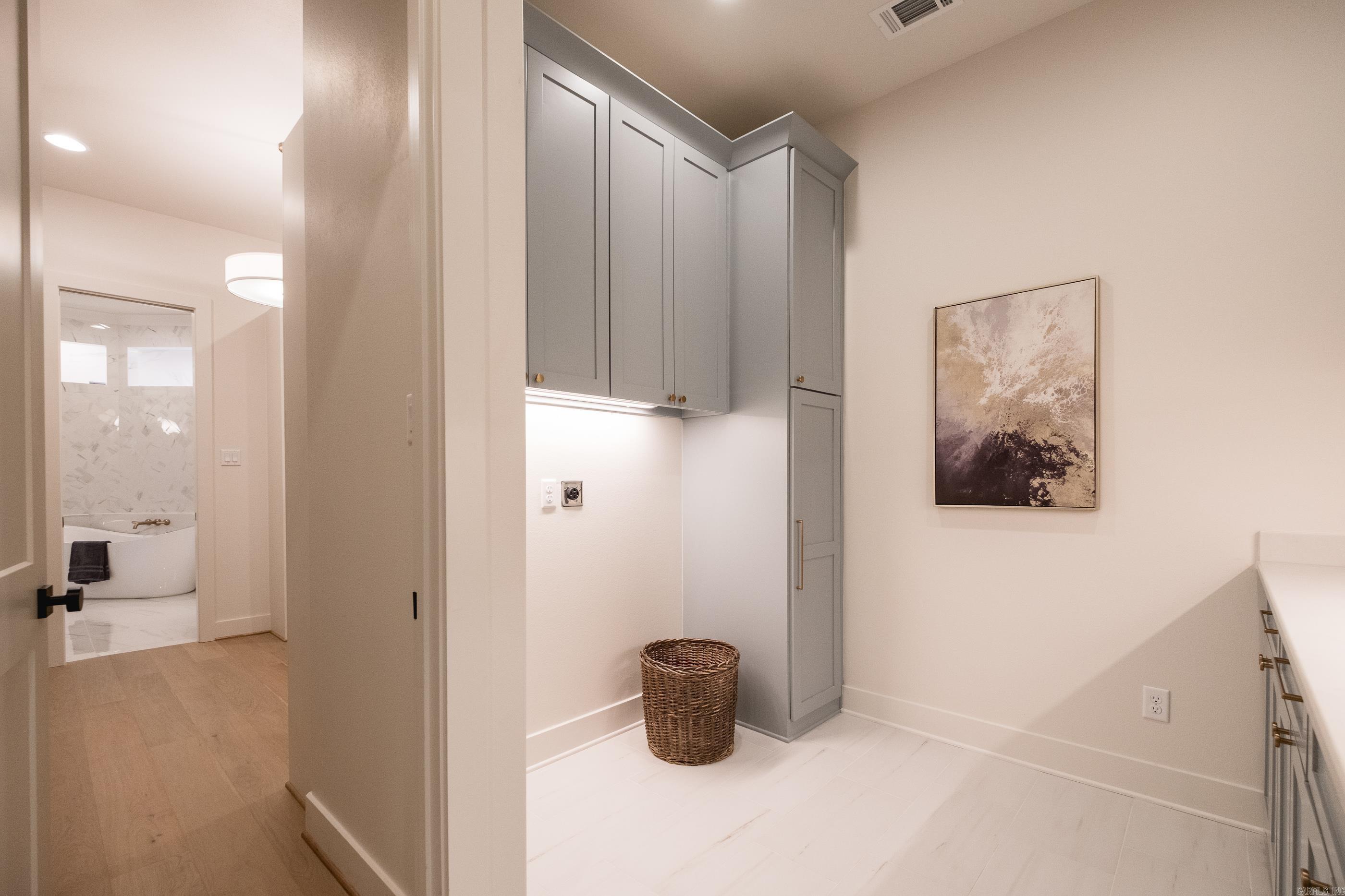104 Bear Den Court
