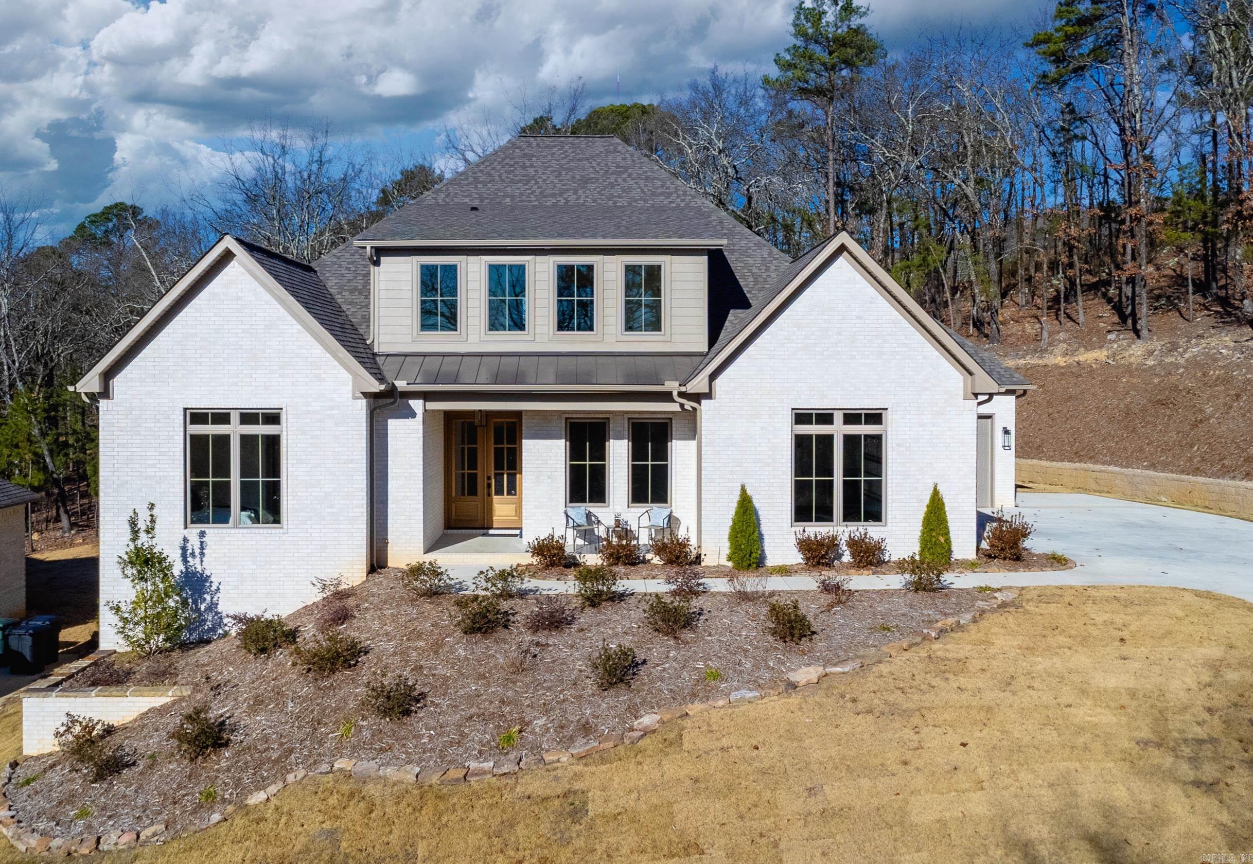 104 Bear Den Court