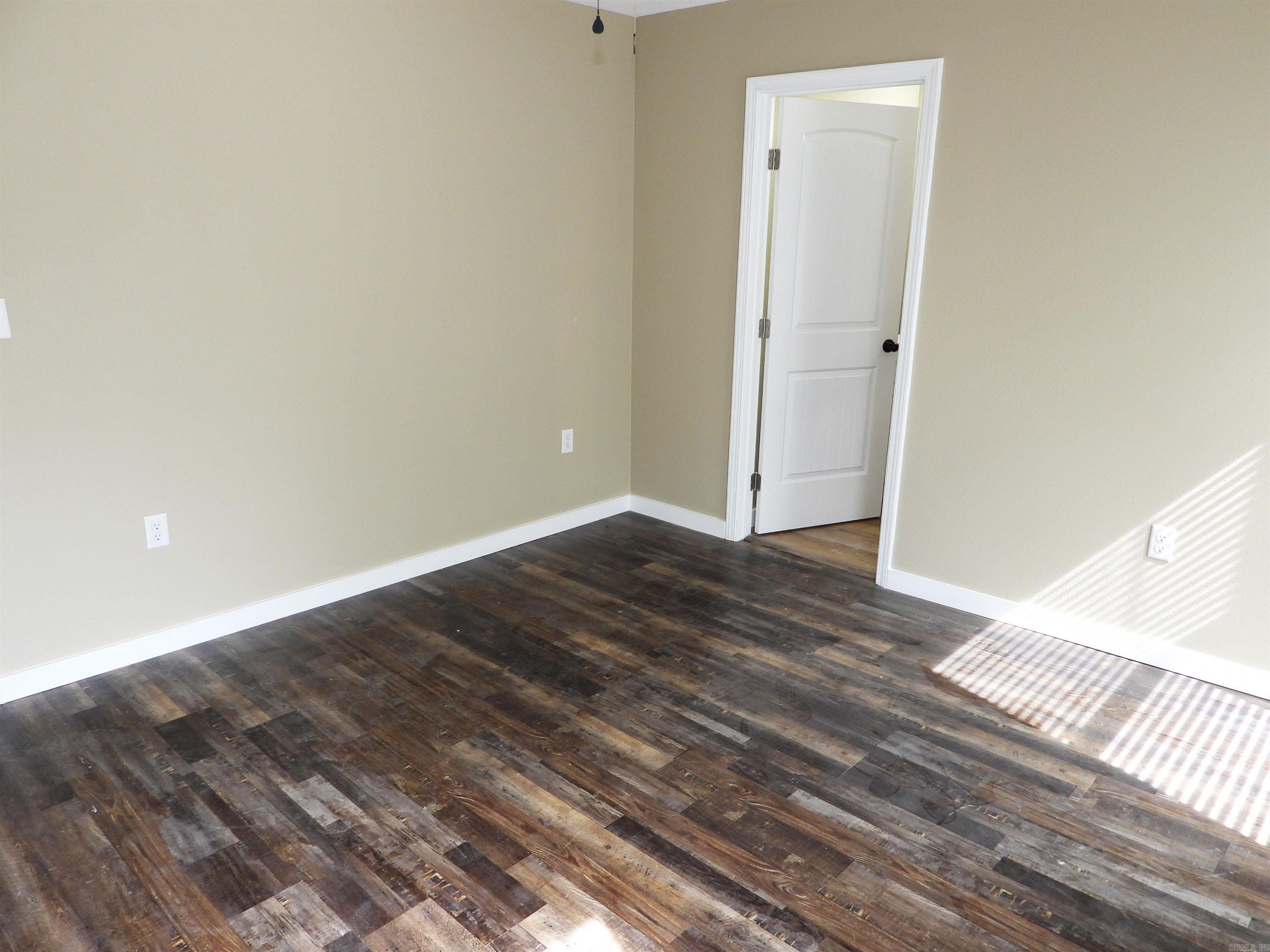 615 E Word Street Unit: 1