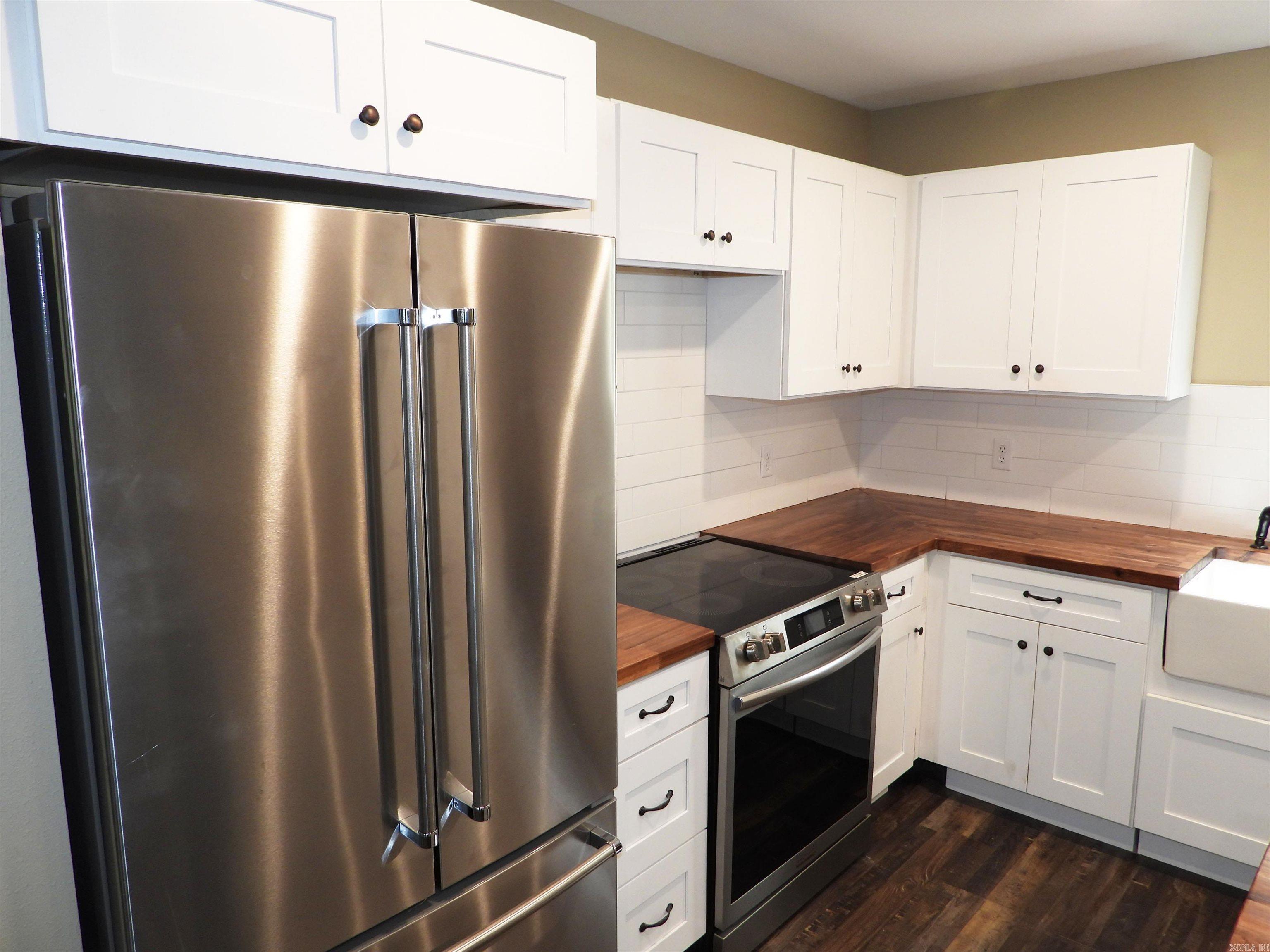 615 E Word Street Unit: 1