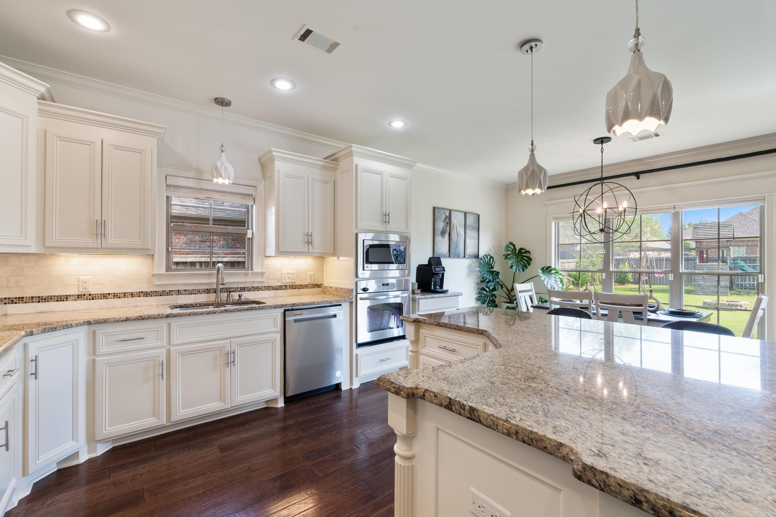 220 CHAPEL CREEK DRIVE